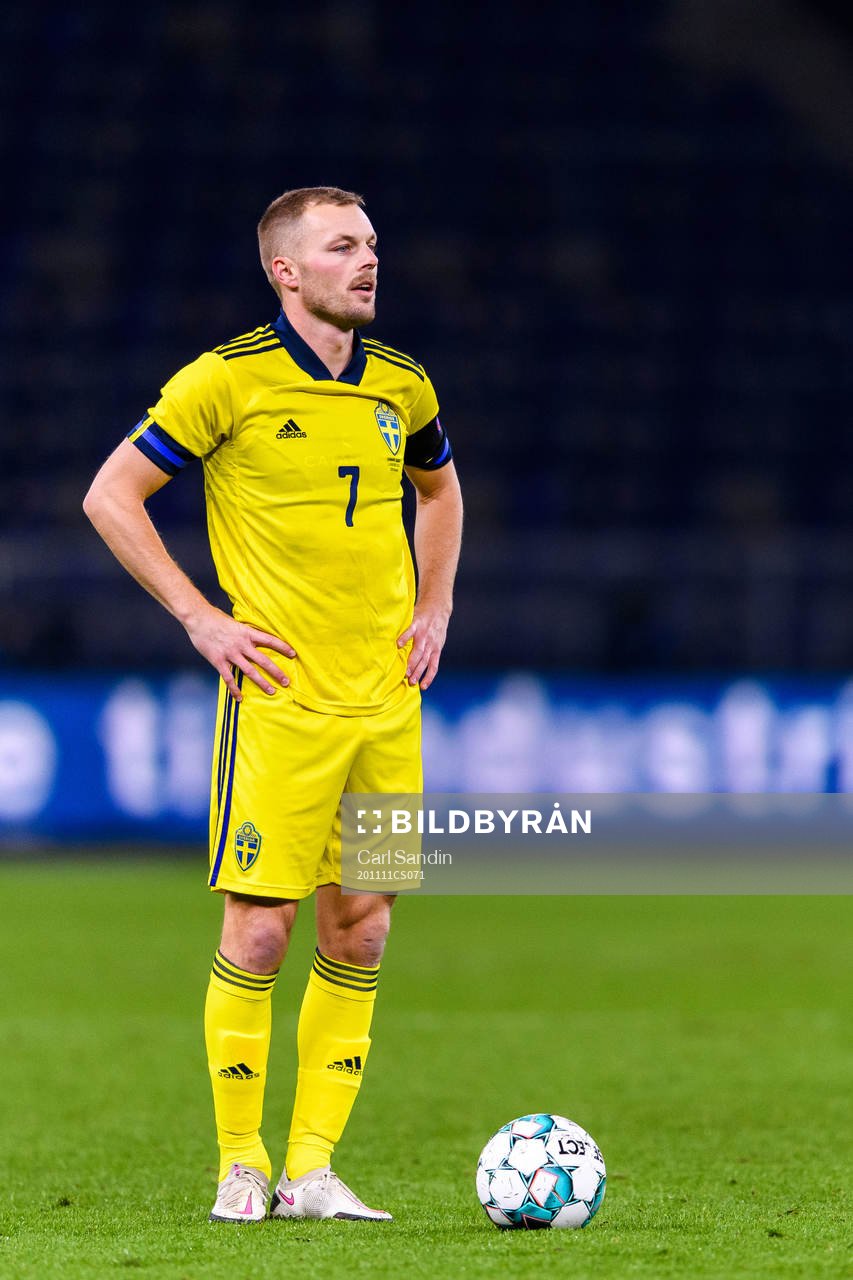 Sebastian Larsson of Sweden