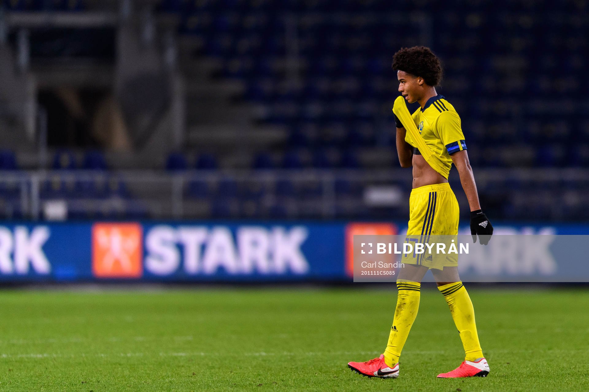 Jens-Lys Cajuste of Sweden looks dejected