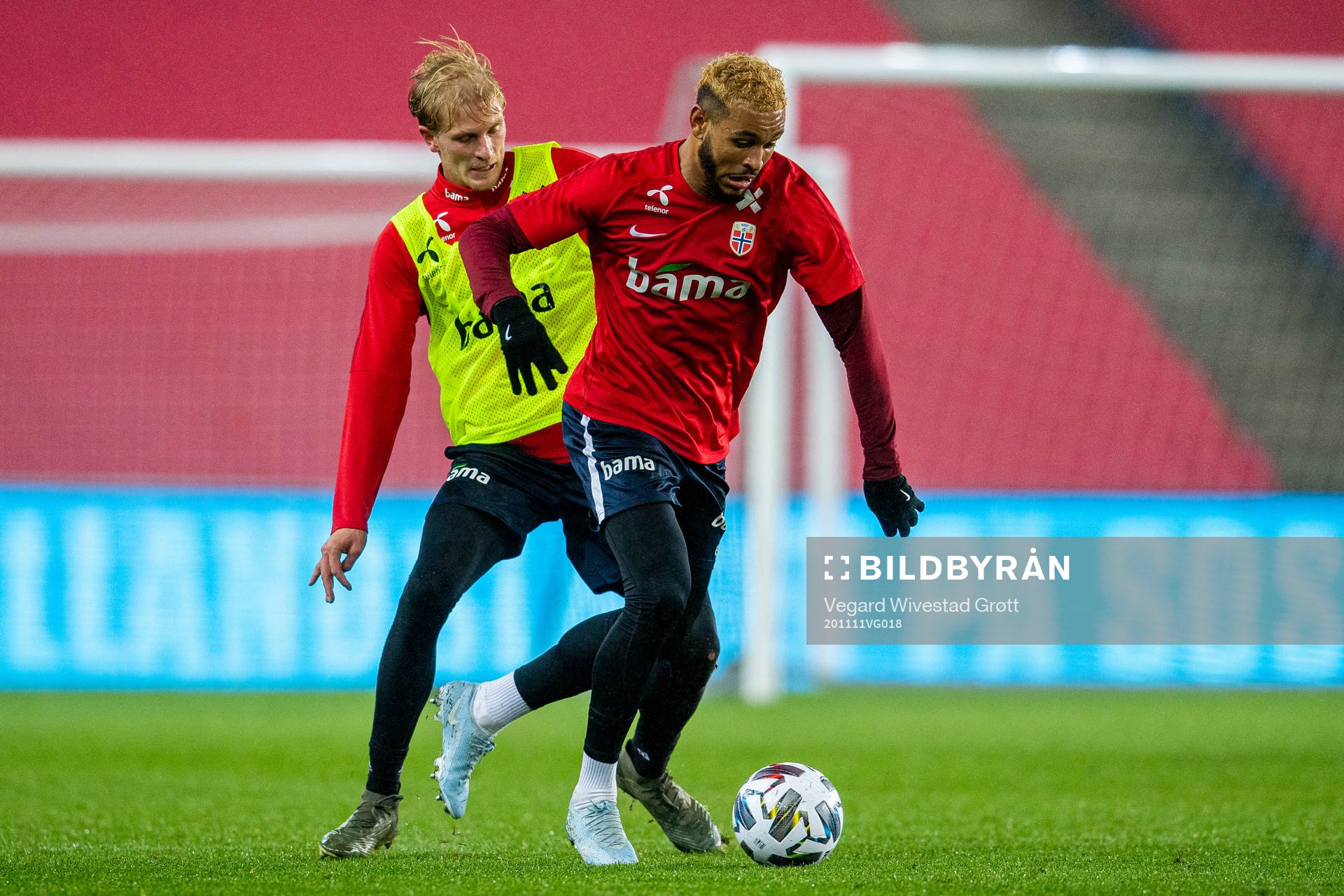 Morten Thorsby and Joshua King of the Norwegian national