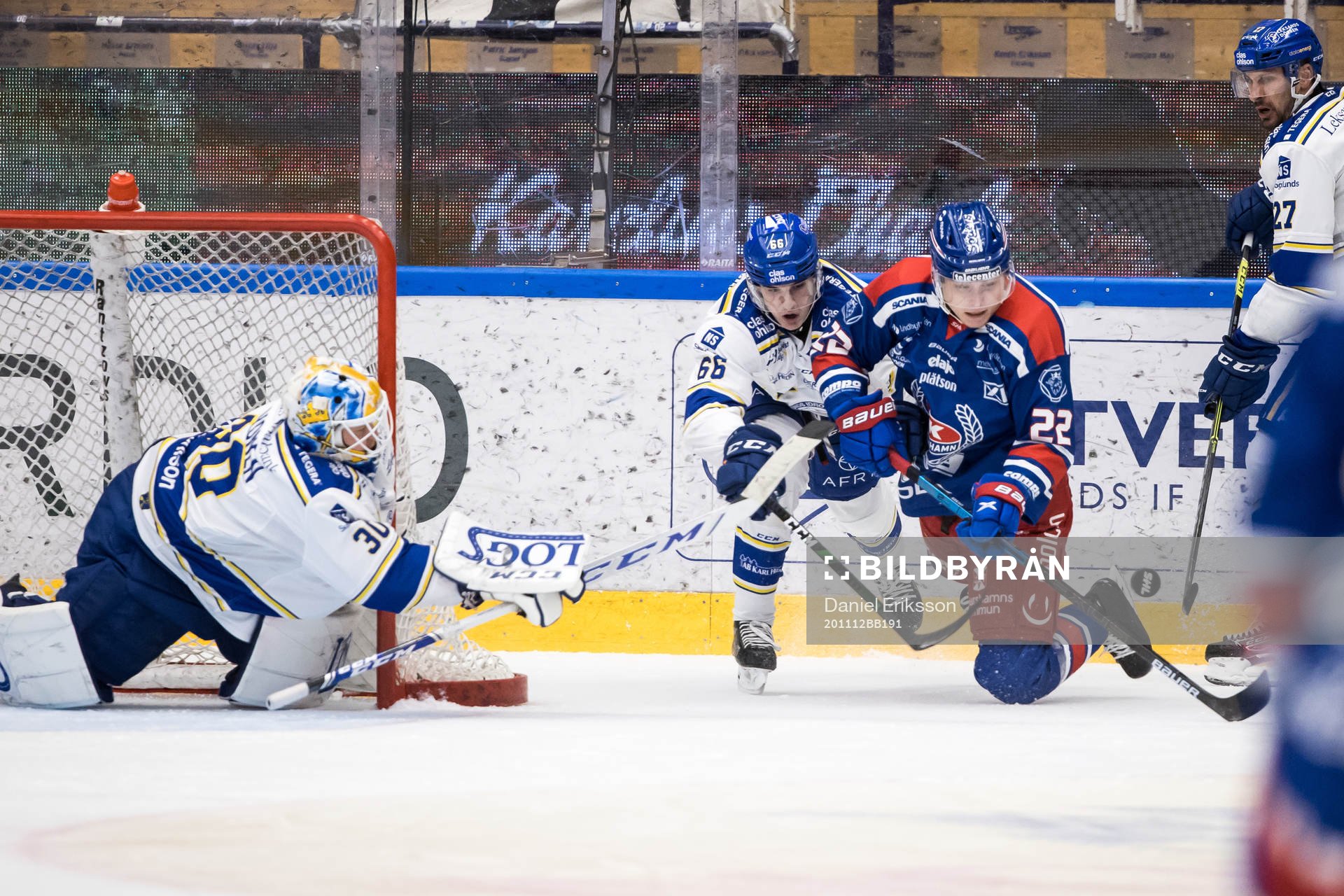 Leksands målvakt Janne Juvonen och Nils Åman och