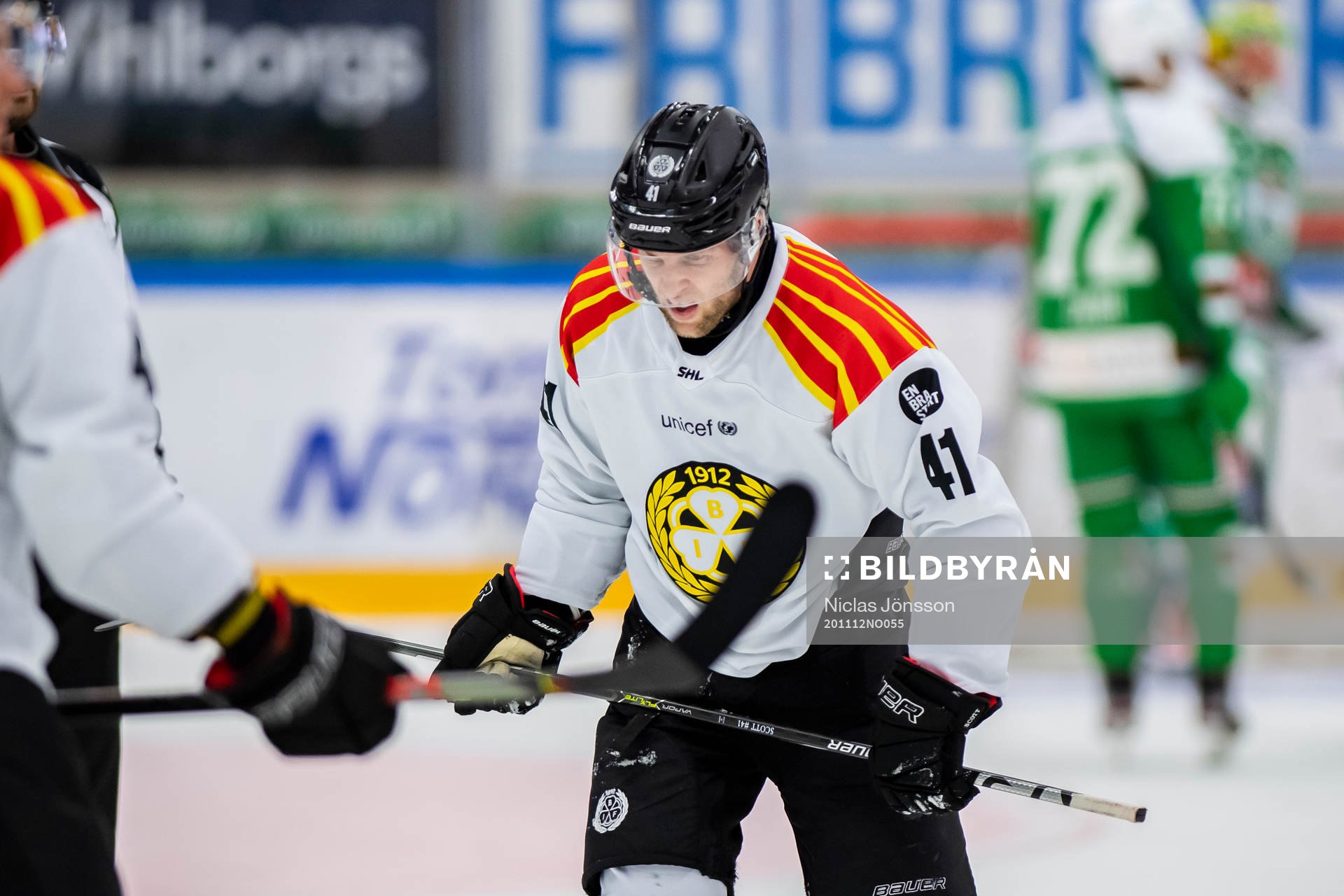Brynäs Greg Scott har ont