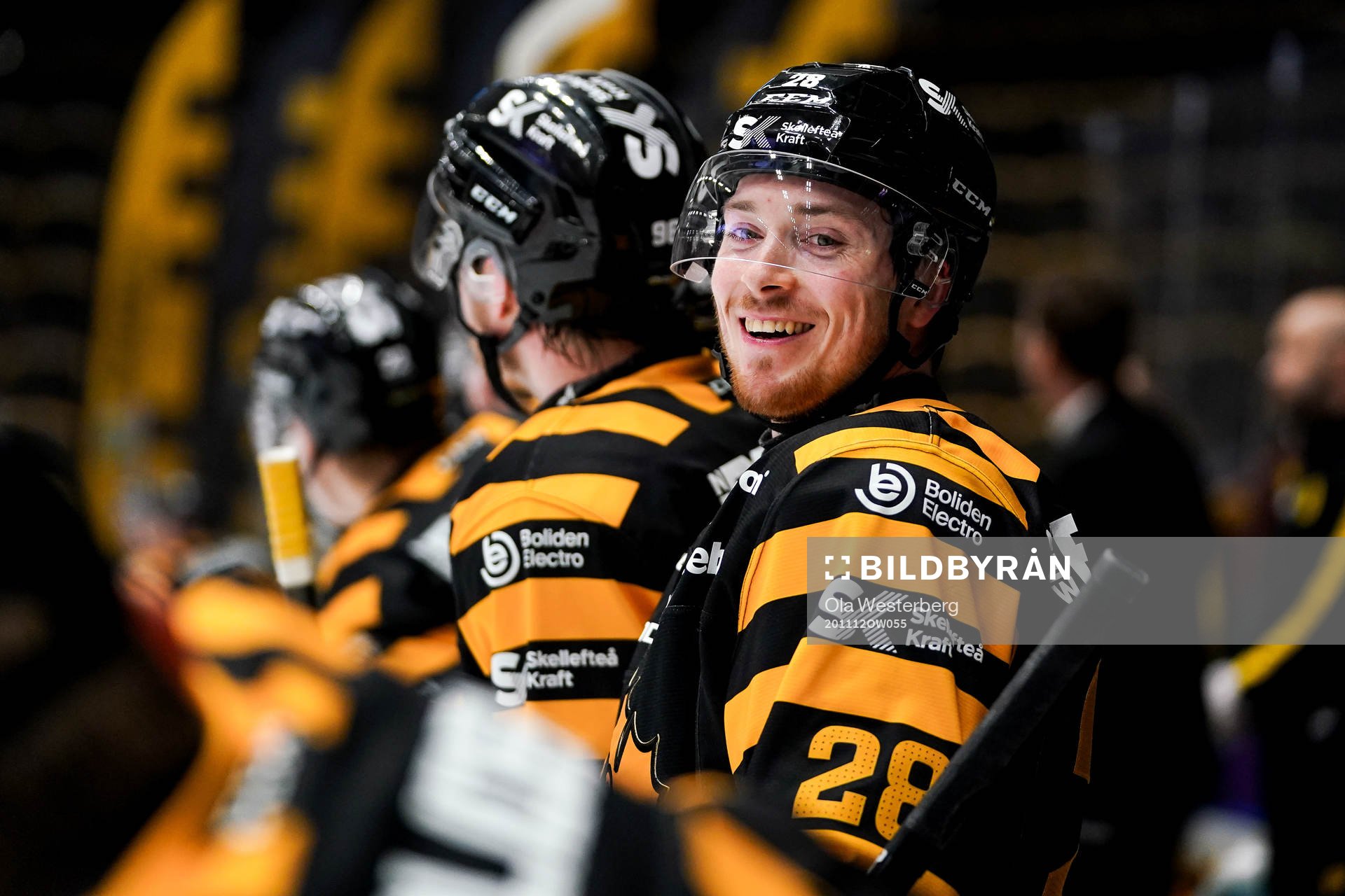 Skellefteås Jesper Frödén jublar