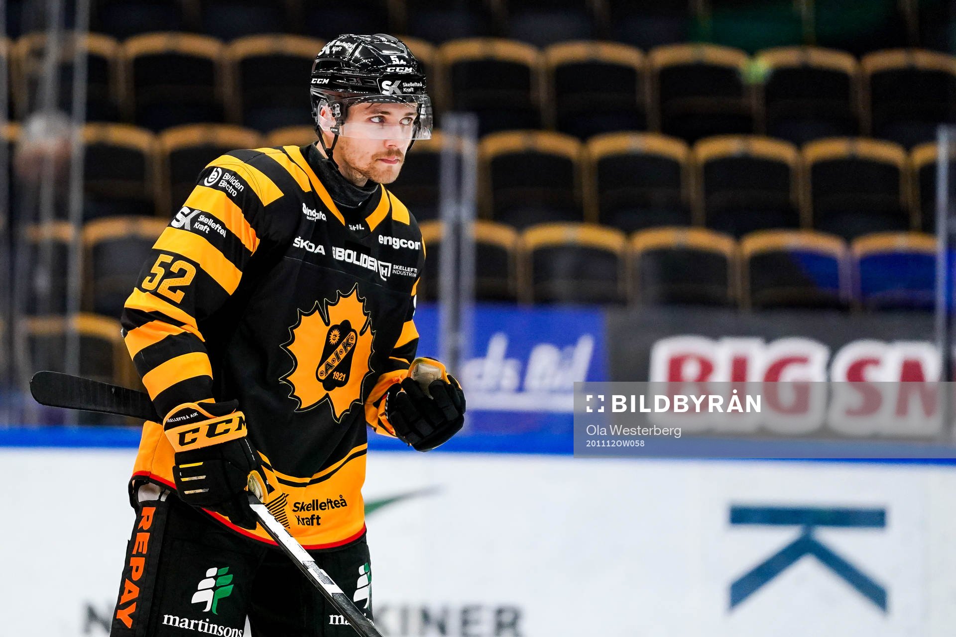 Skellefteås Arvid Lundberg  jublar