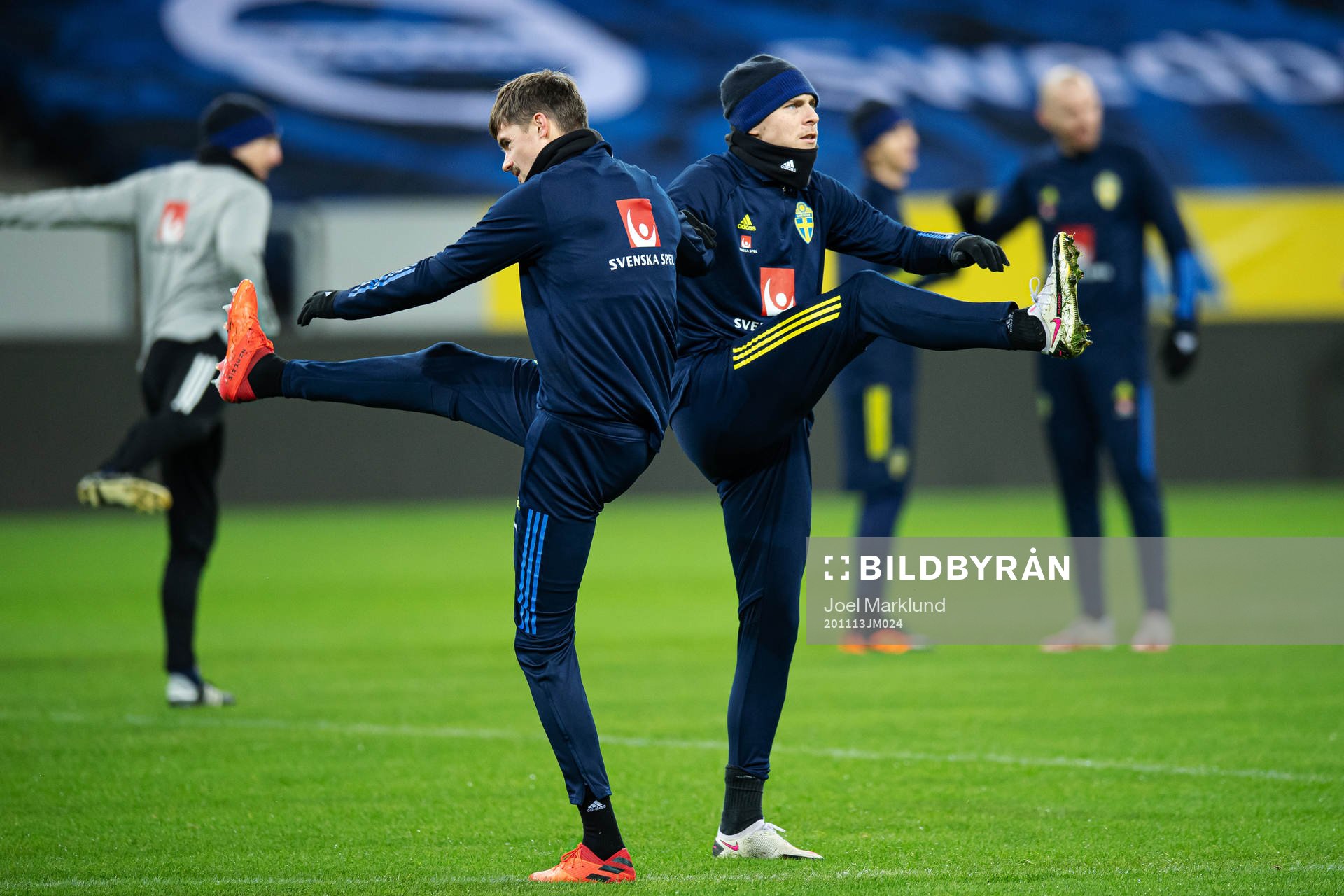 Mikael Lustig and Victor Nilsson Lindelöf of the Swedish