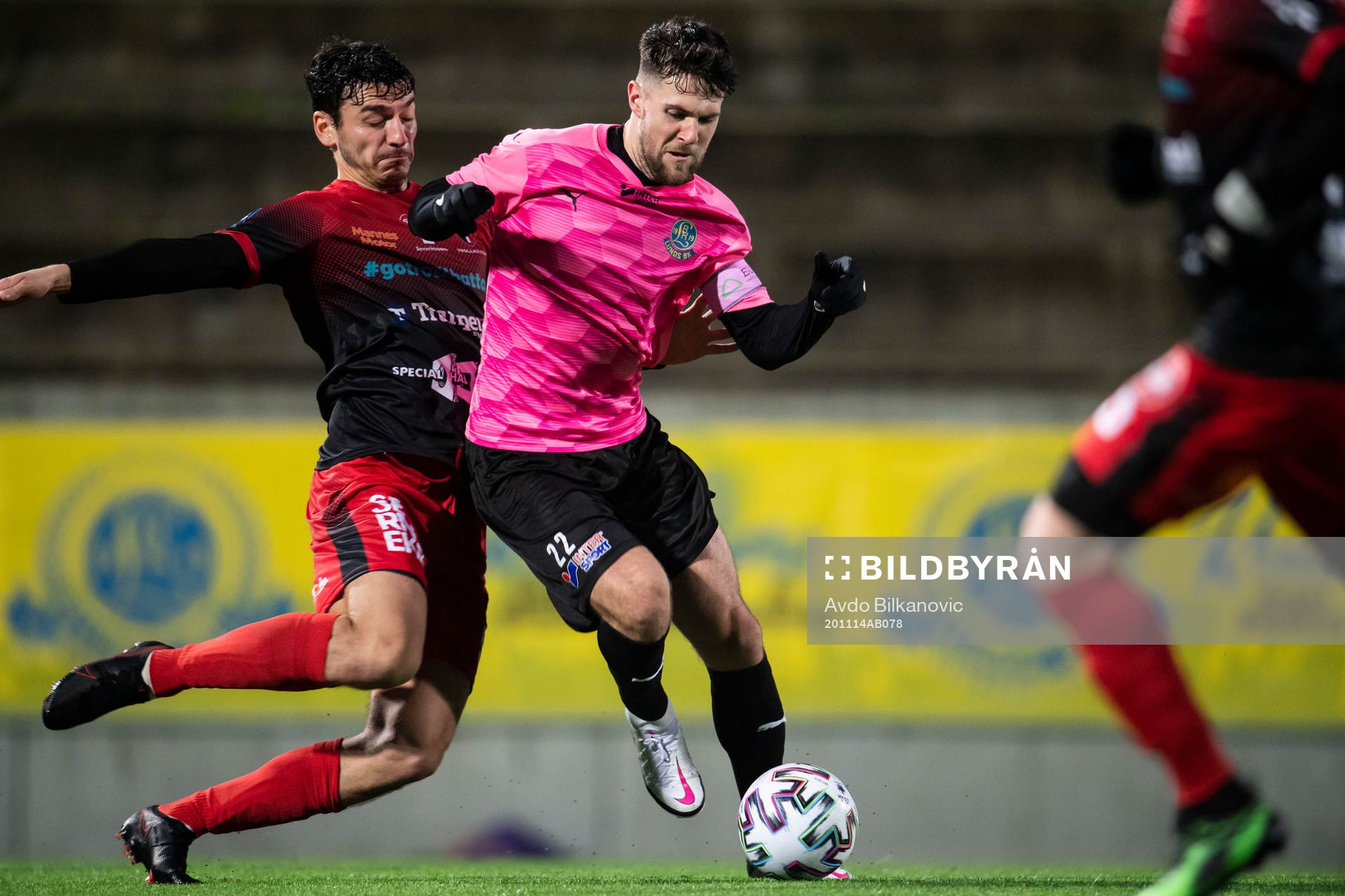 Lunds Oliver Stojanovic Fredin och Trollhättans Albinot