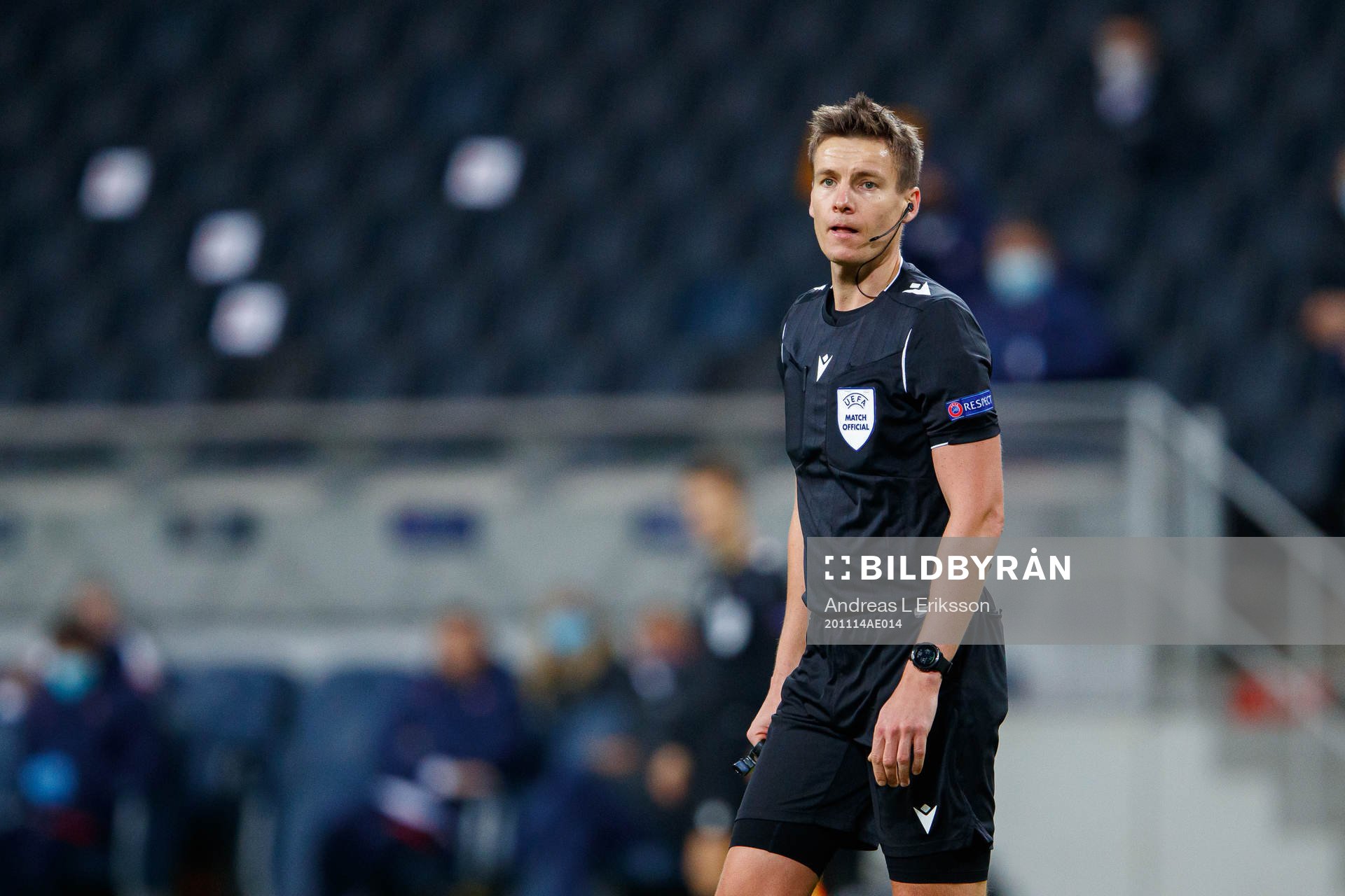 Referee Daniel Siebert