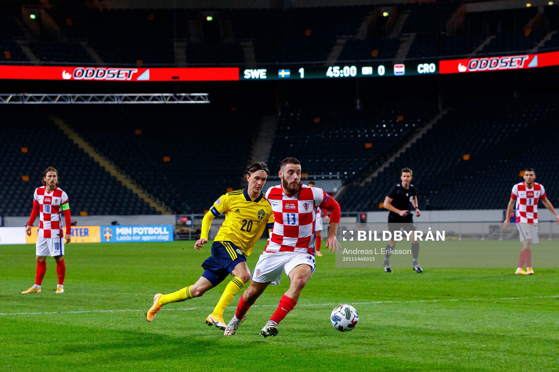 Kristoffer Olsson of Sweden and Nikola Vlasic of Croatia