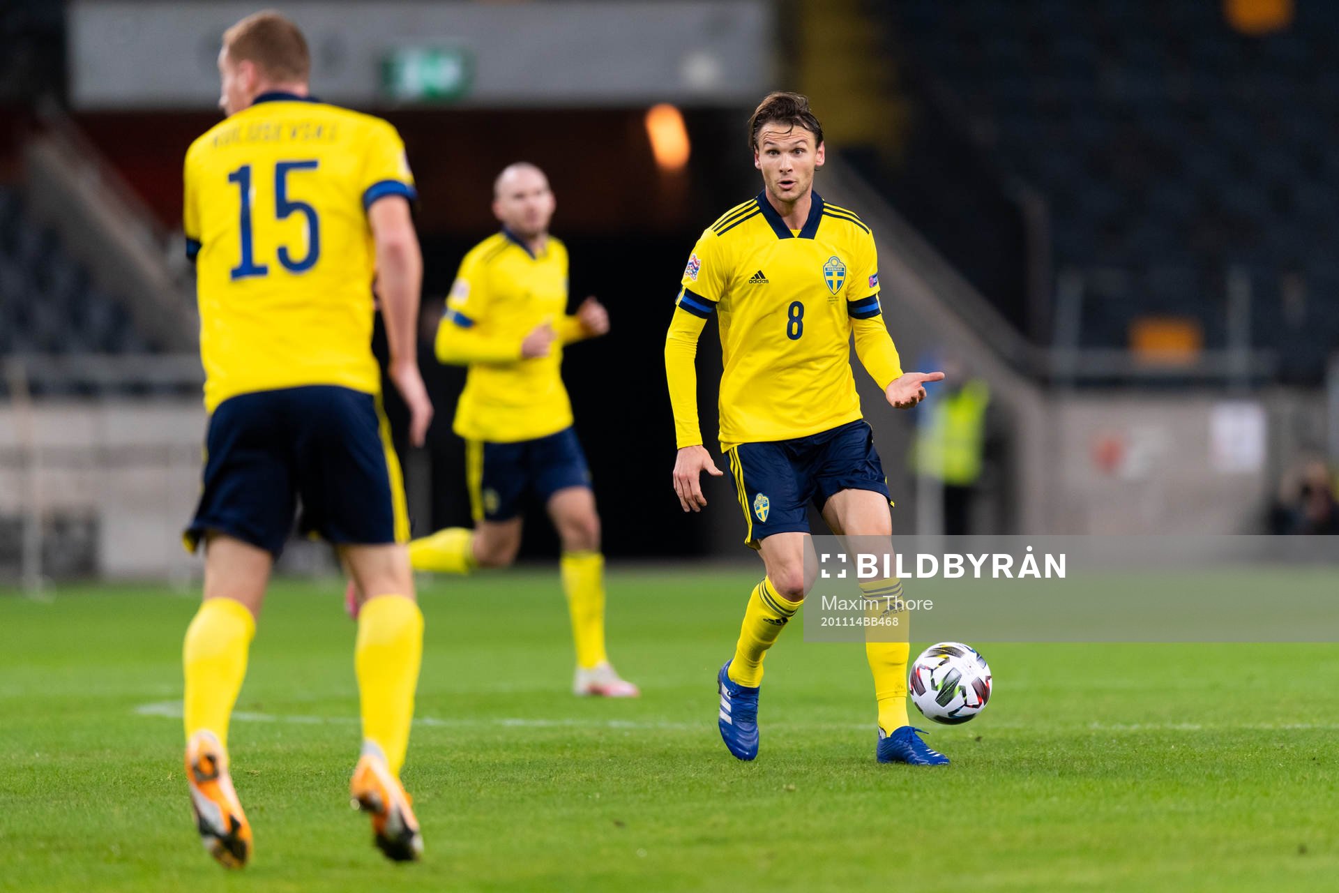 Albin Ekdal of Sweden reacts