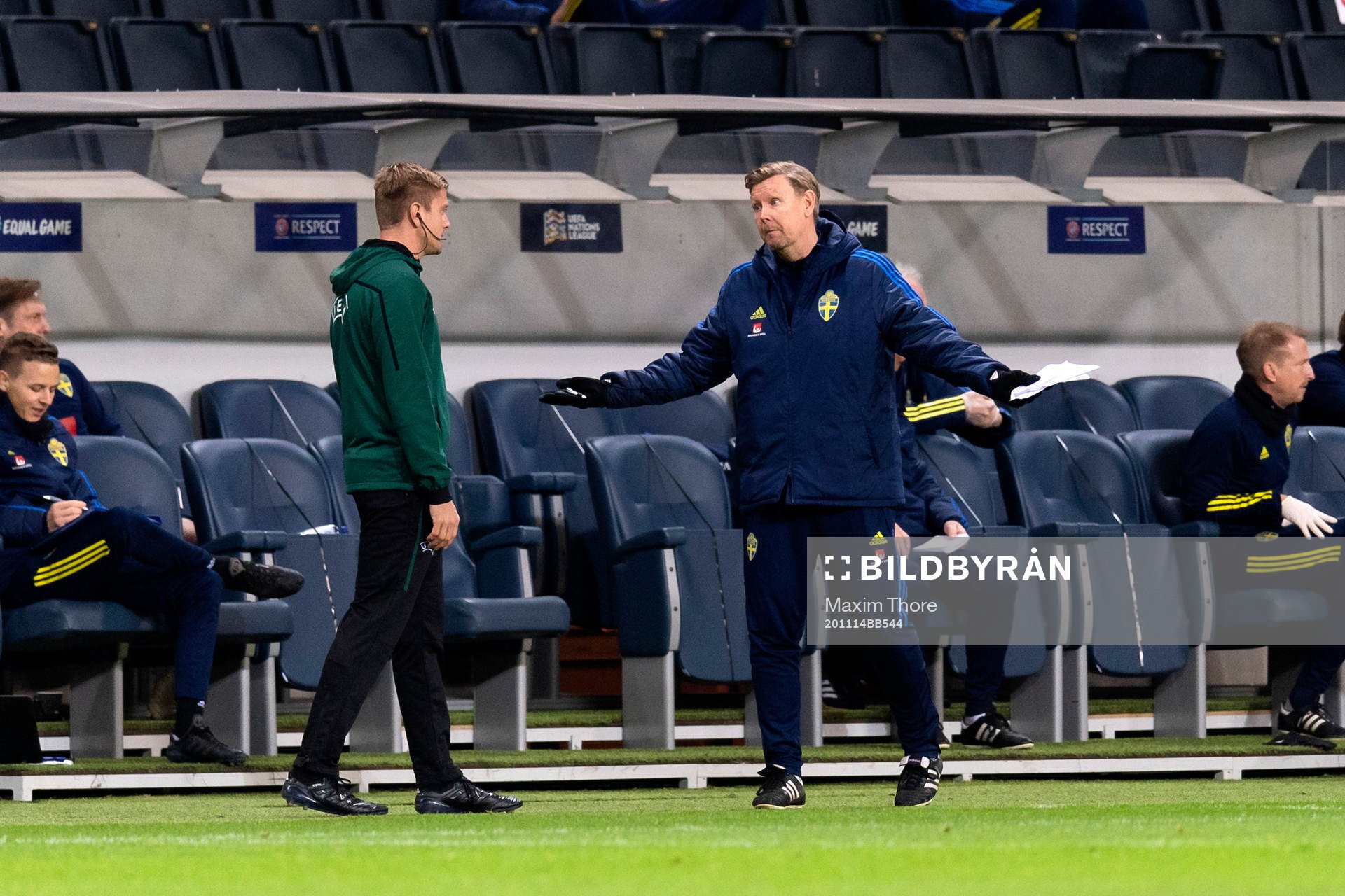 Peter Wettergren, head coach of Sweden reacts