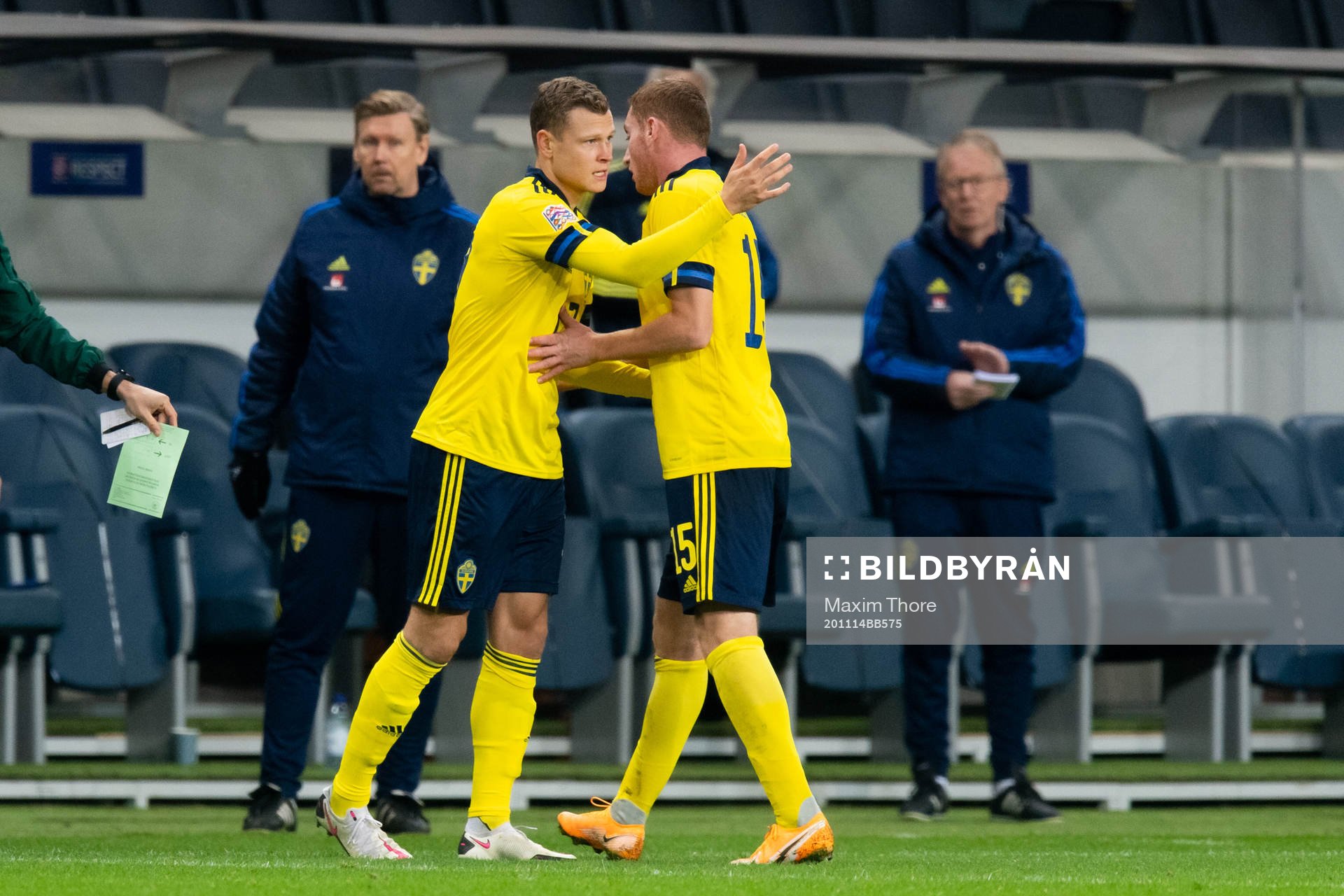 Dejan Kulusevski os replaced by Viktor Claesson of Sweden