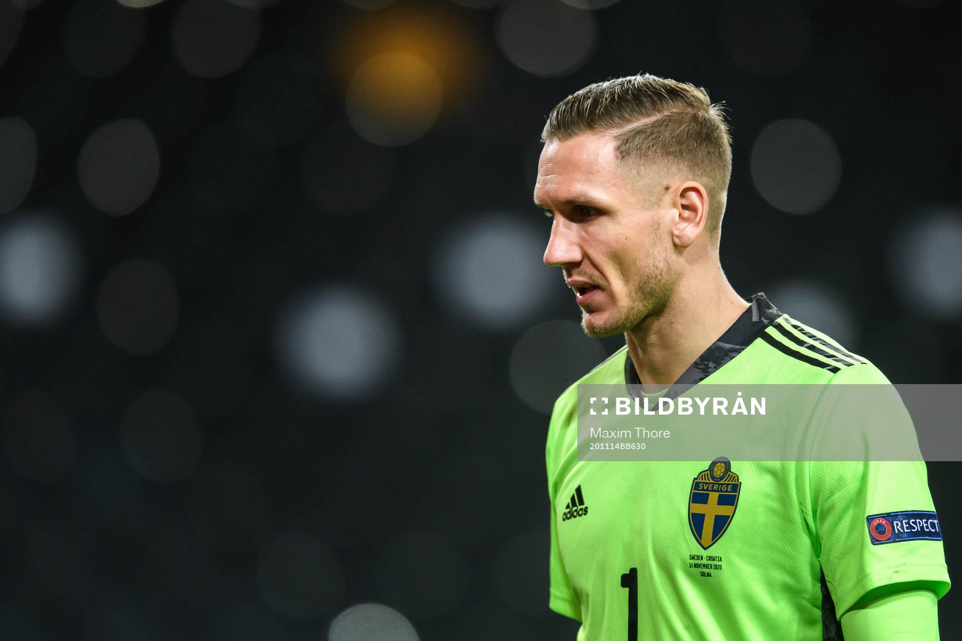 Goalkeeper Robin Olsen of Sweden looks dejected