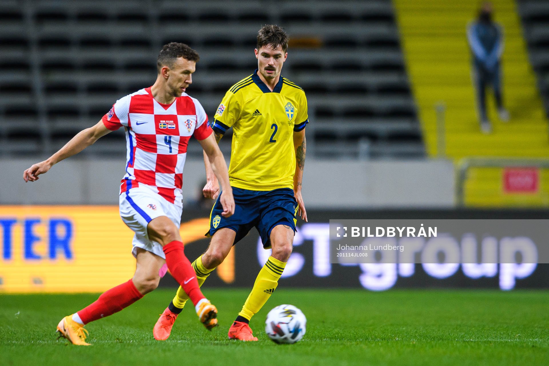 Ivan Perisic of Croatia and Mikael Lustig of Sweden