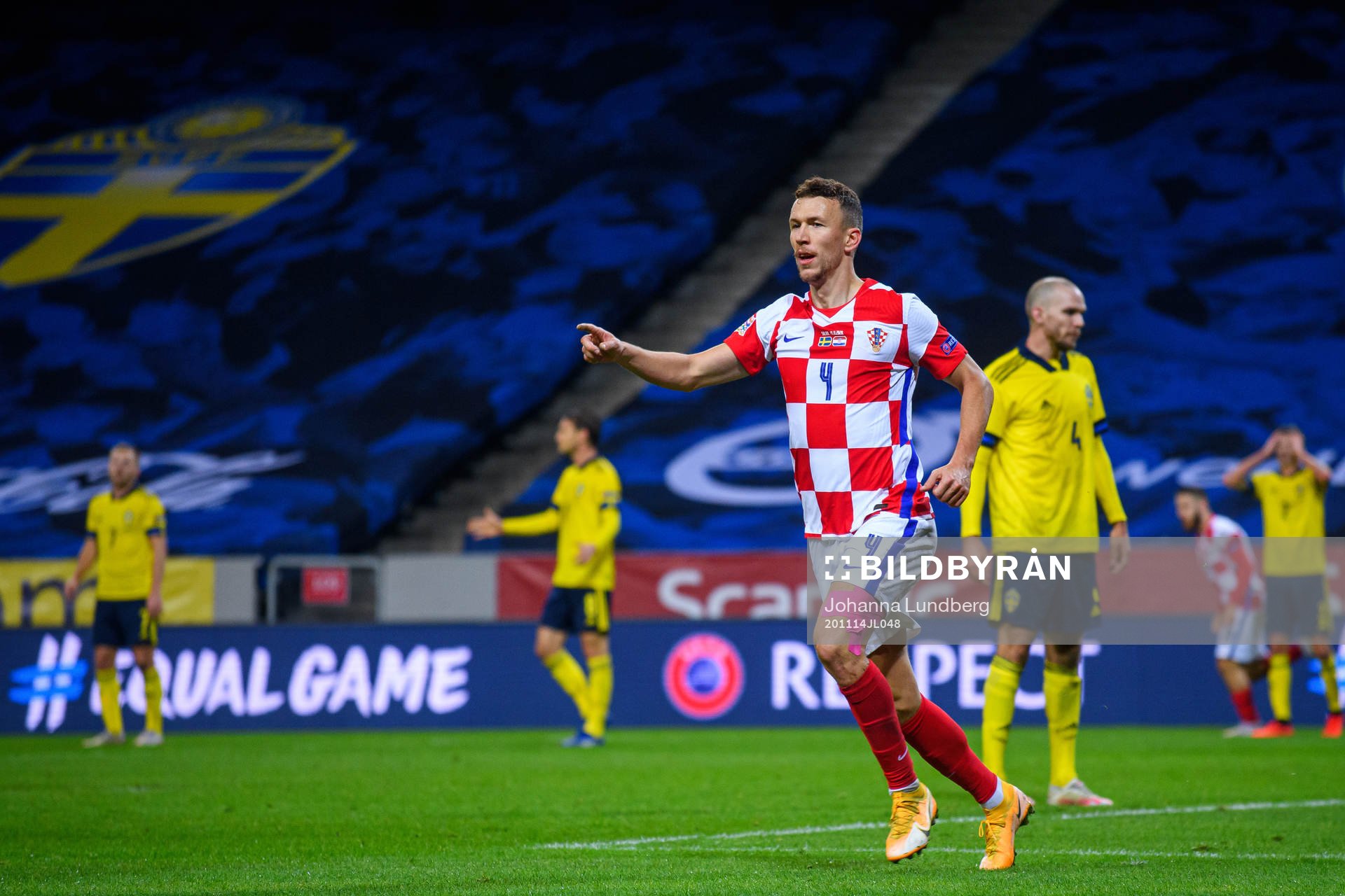 Ivan Perisic of Croatia celebrates the 2-1 goal