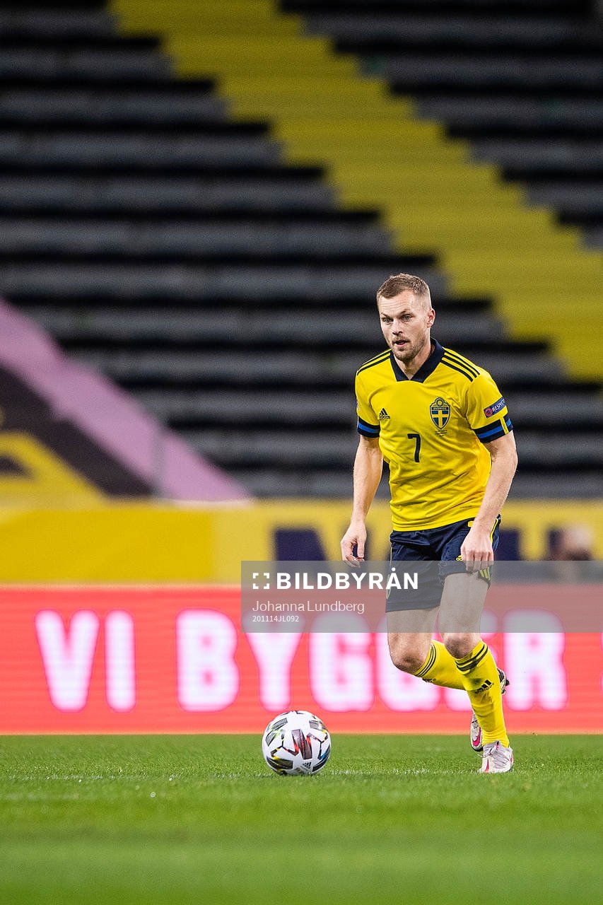 Sebastian Larsson of Sweden