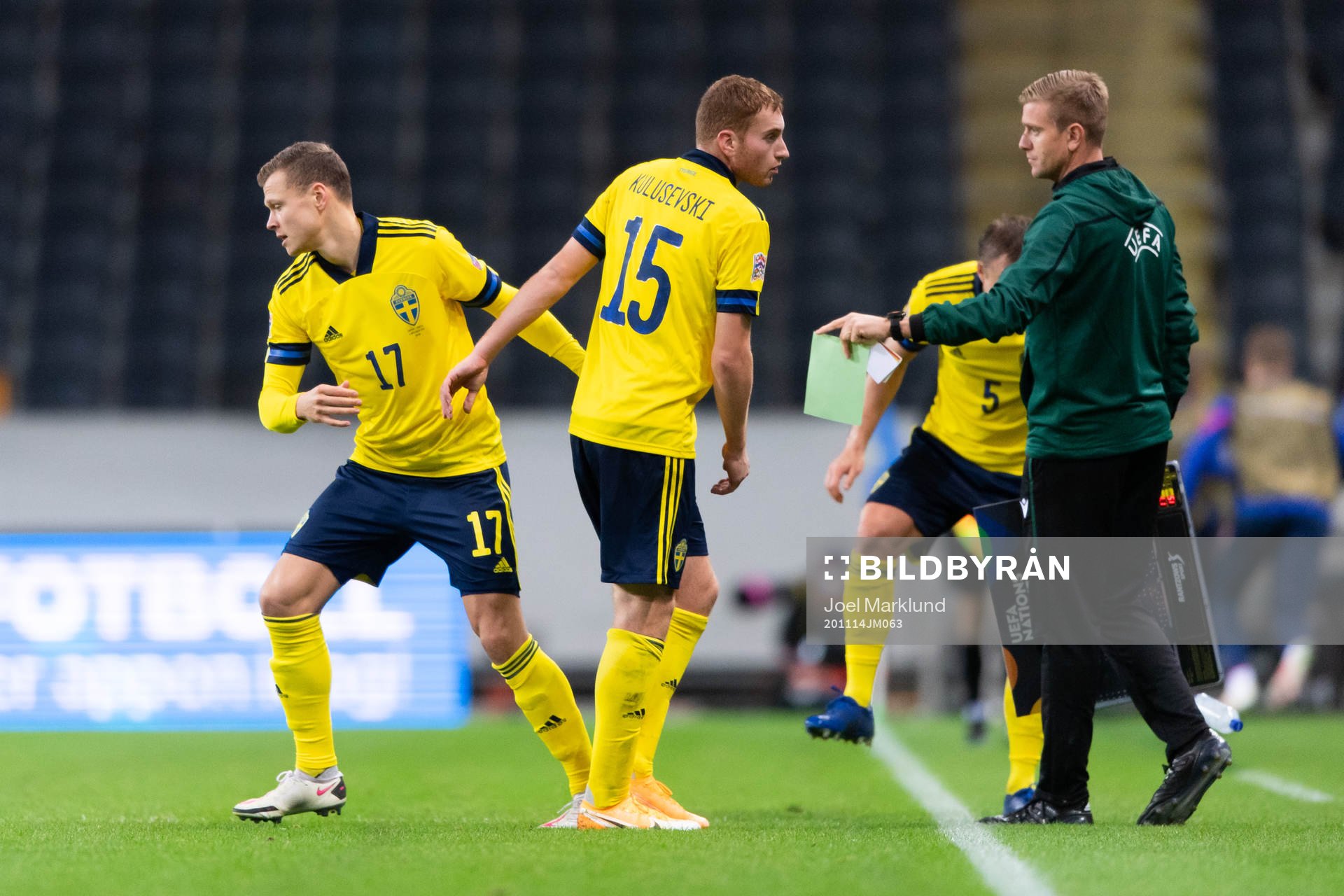 Dejan Kulusevski is replaced by Viktor Claesson of Sweden