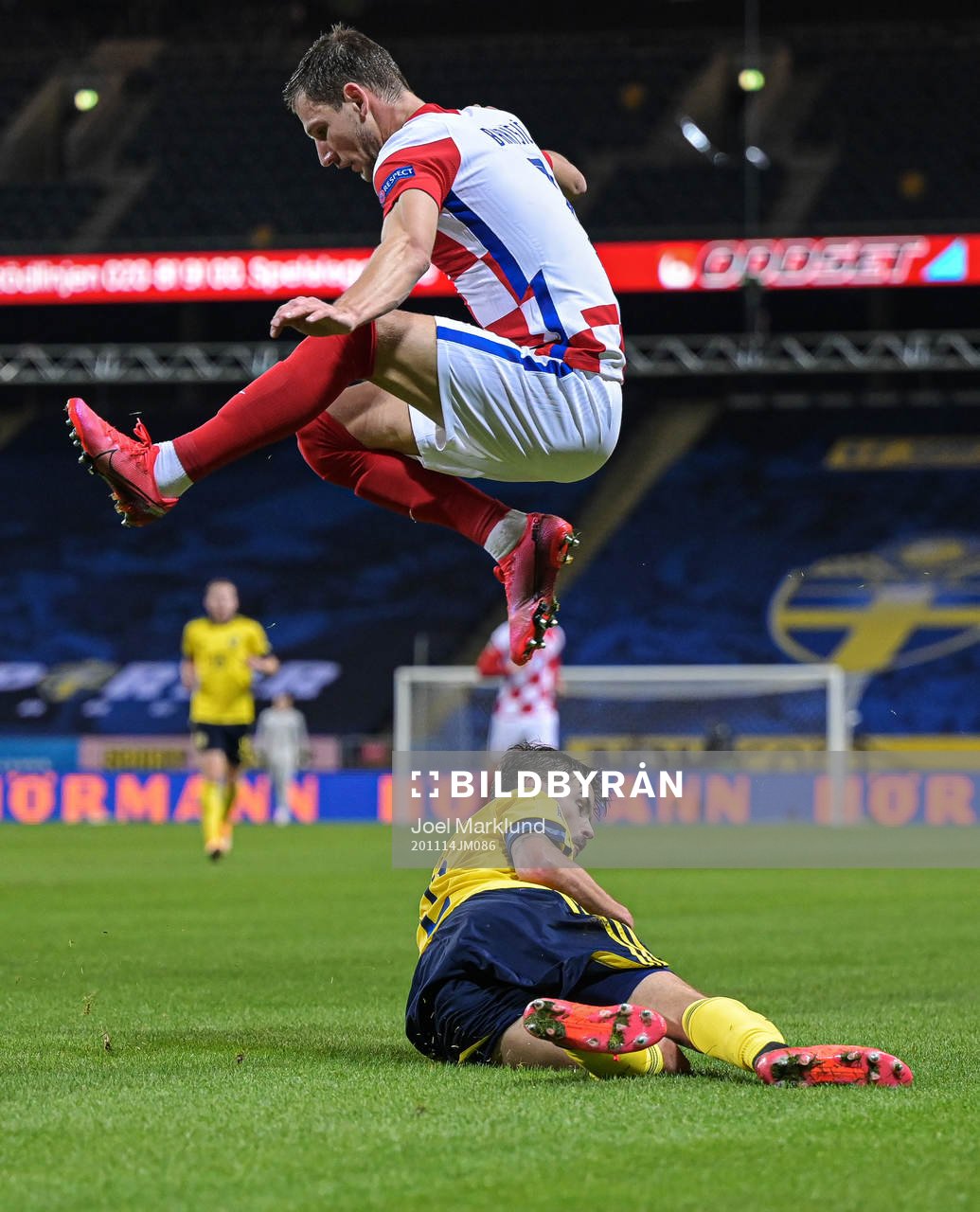 Boma Barisic of Croatia and Mikael Lustig of Sweden