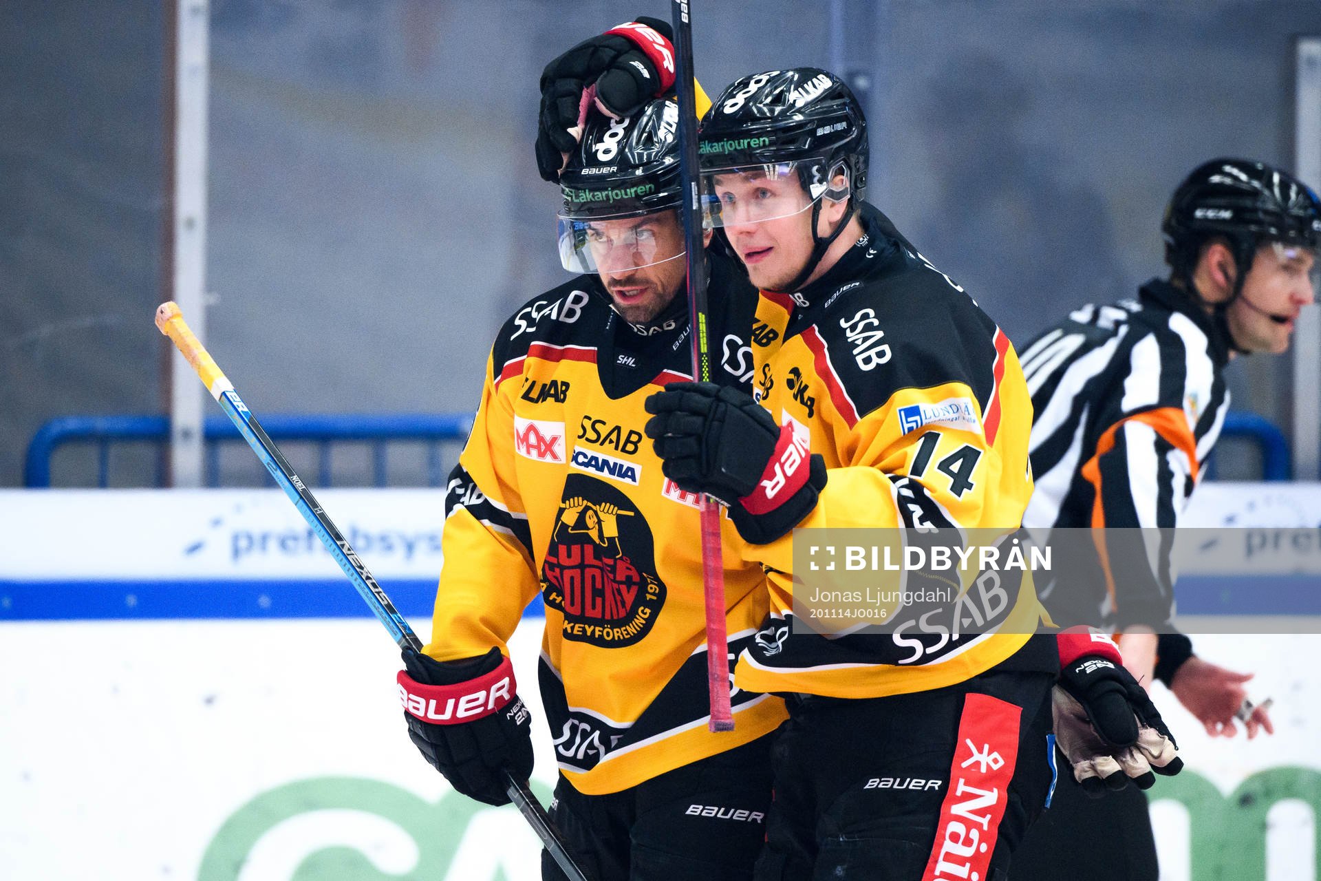 Luleås Niklas Olausson och Jonas Berglund jublar