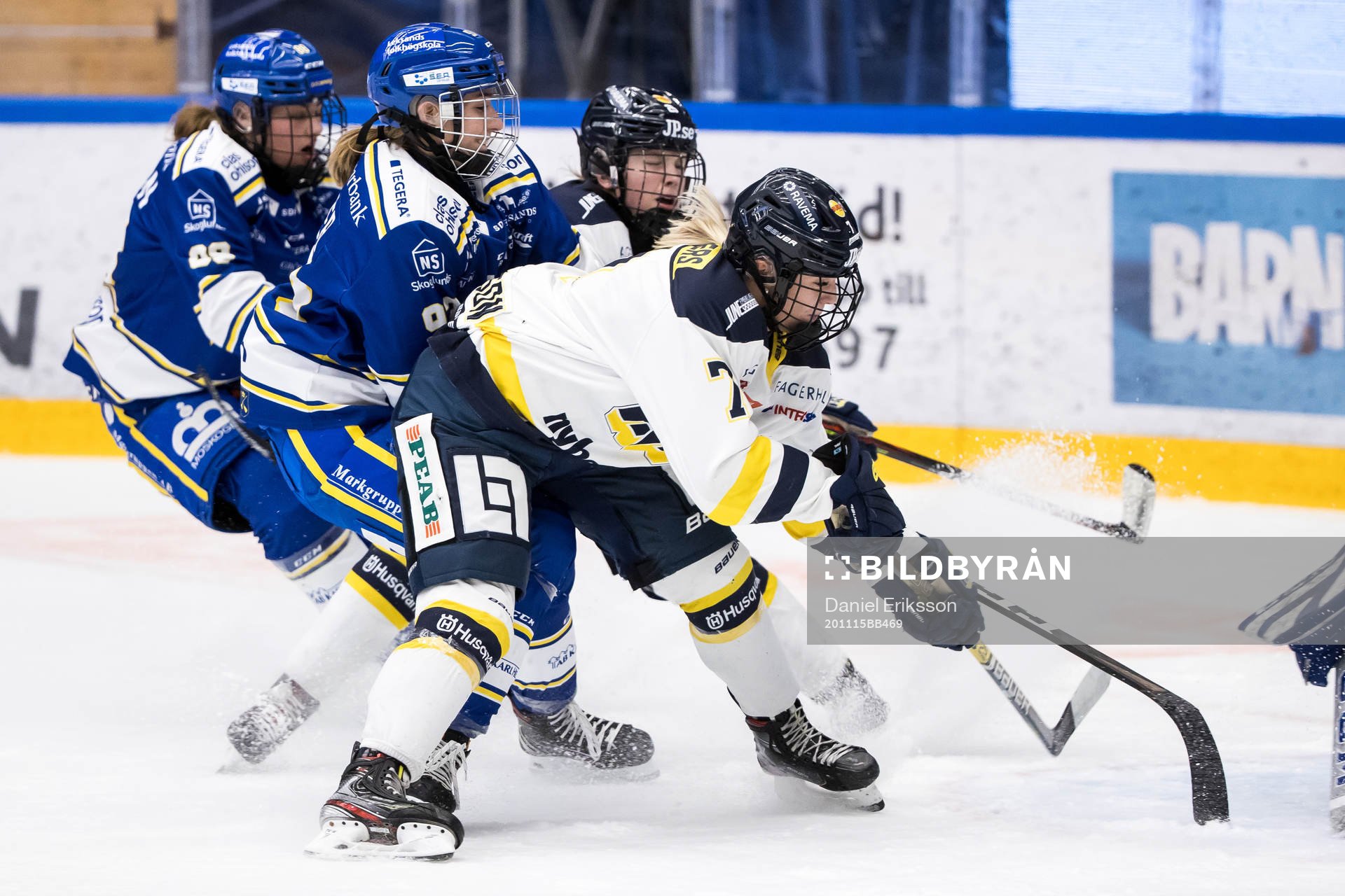 Leksands Sarah Foster och HV71s Thea Johansson