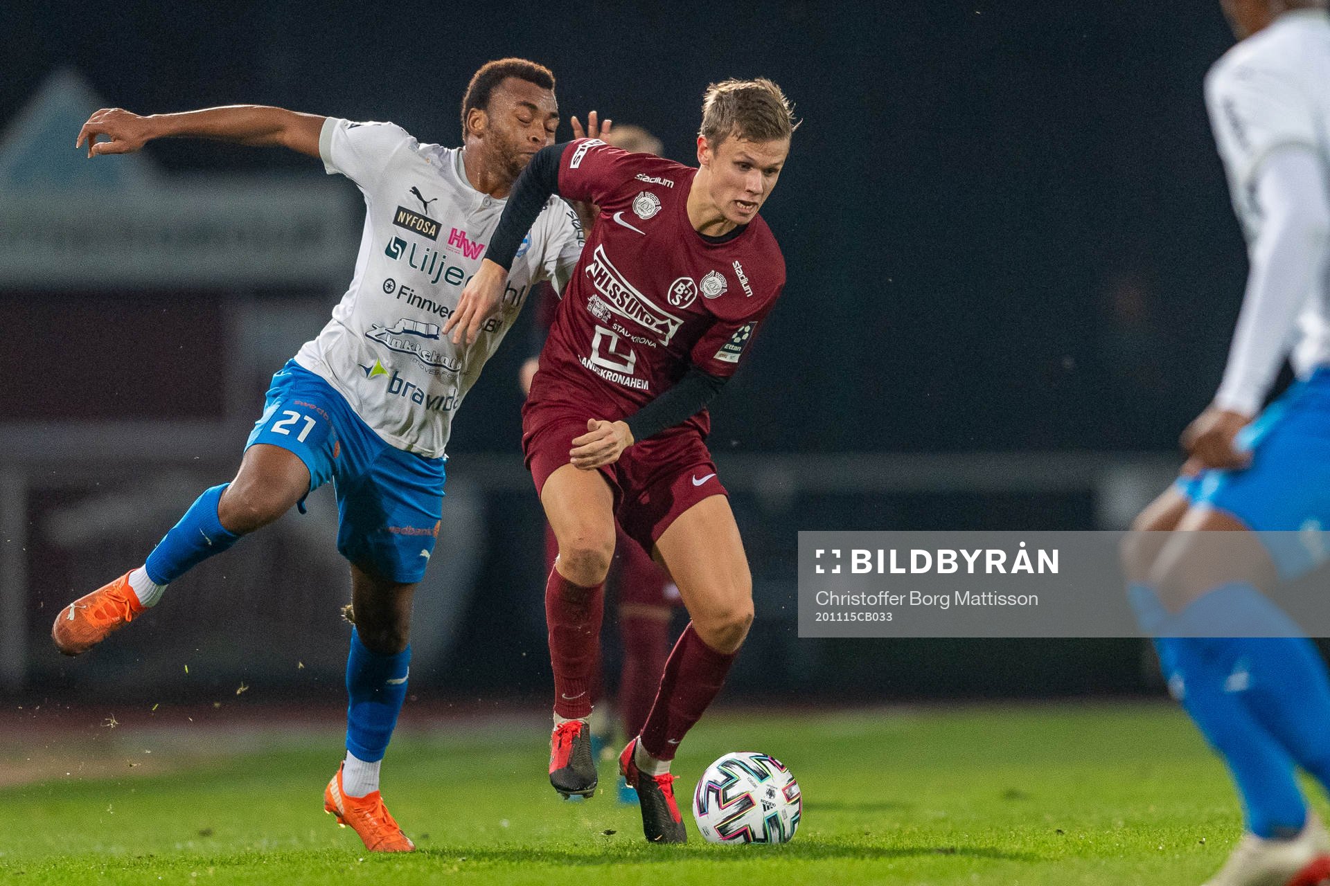 Värnamos Abdussalam Magashy och Landskronas Oscar Petersson