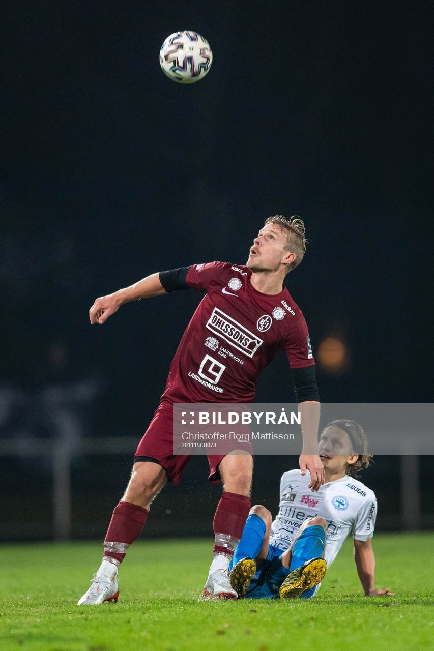 Landskronas Linus Olsson mot Värnamos Charlie Vindehall