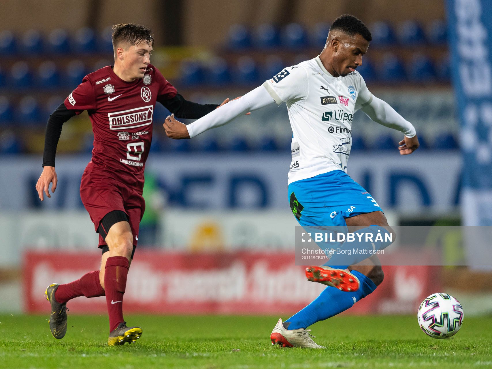 Landskronas Kevin Jensen mot Värnamos Bernardo Vilar