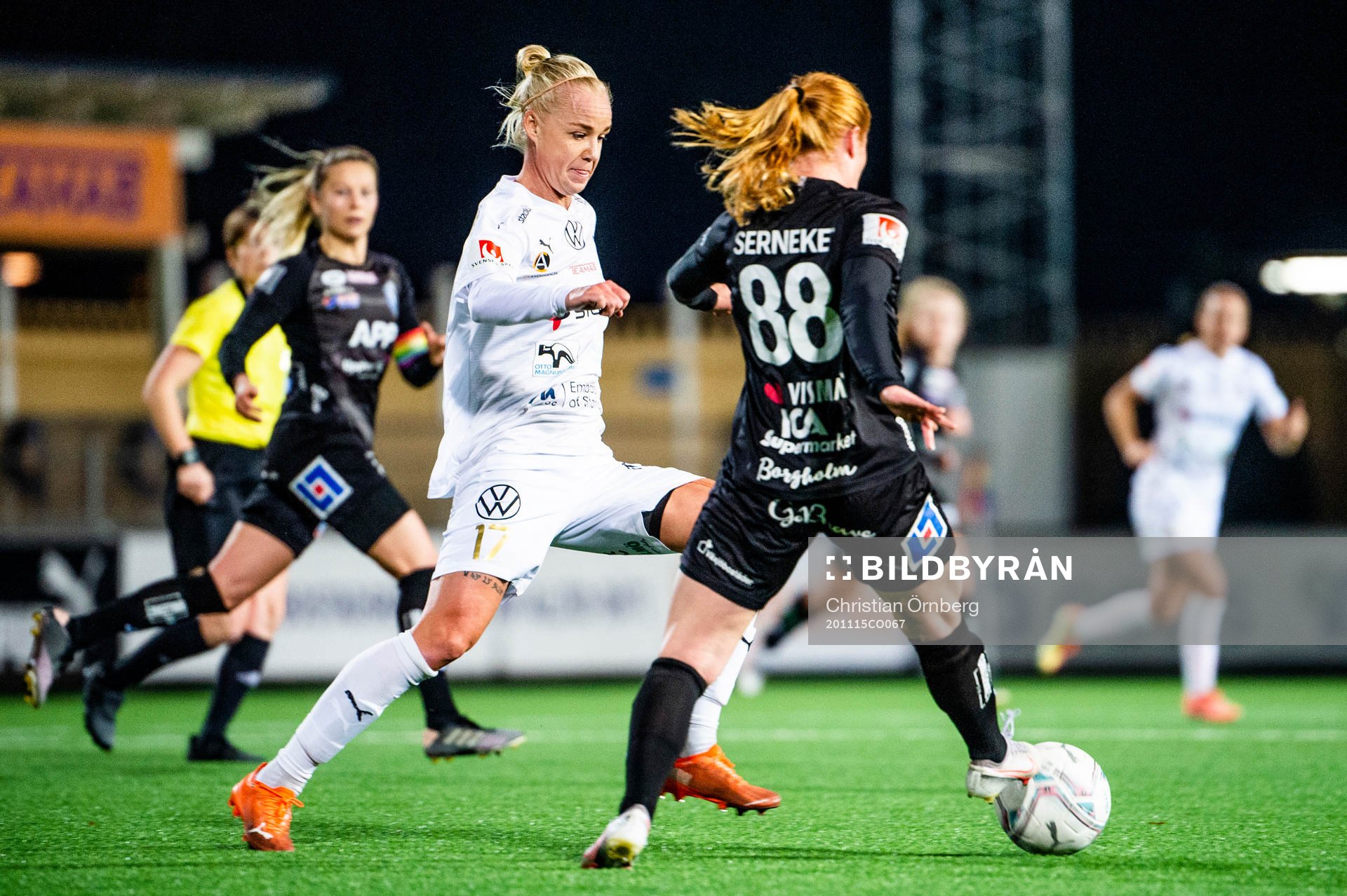 Rosengårds Caroline Seger mot Växjös Tilde Johansson