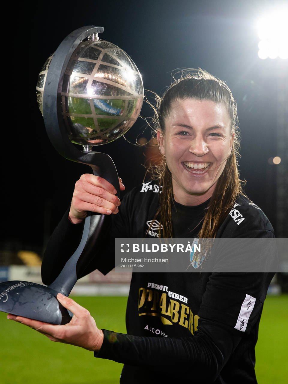 Göteborgs Pauline Hammarlund jublar med Kronprinsessan