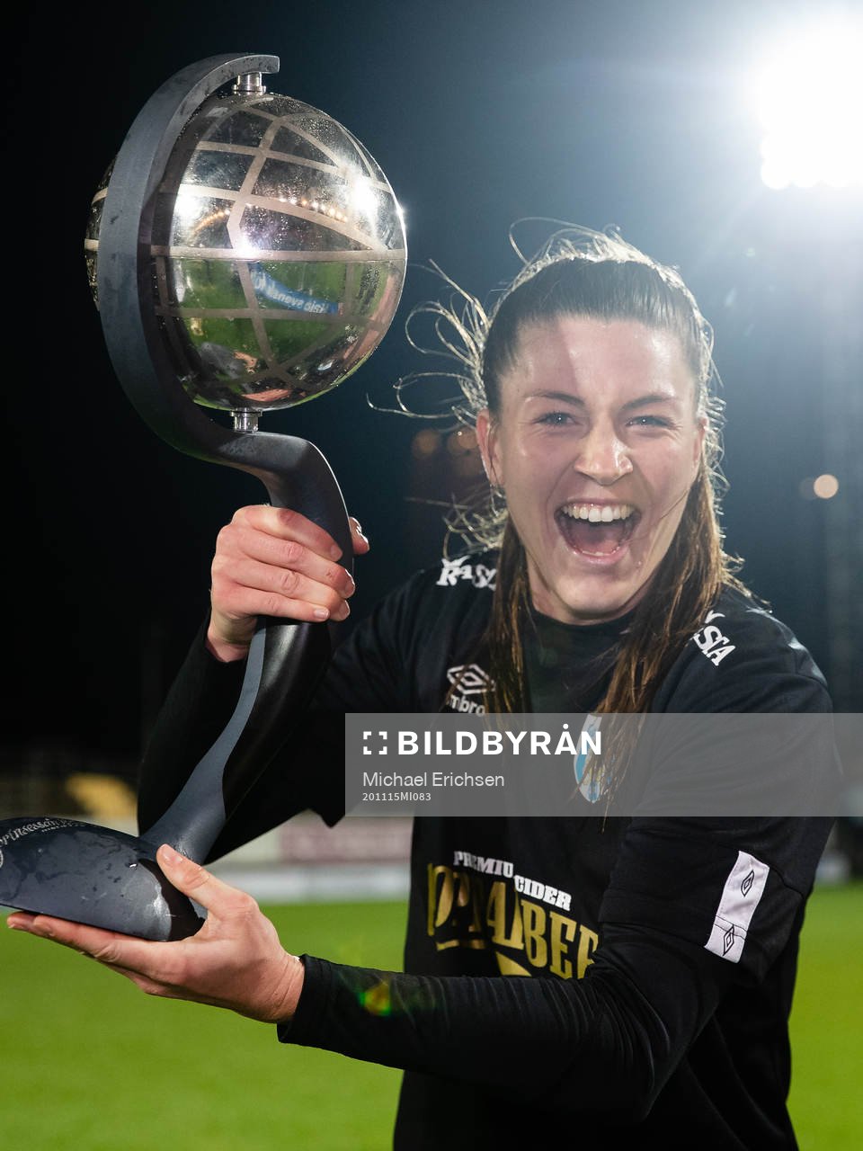 Göteborgs Pauline Hammarlund jublar med Kronprinsessan