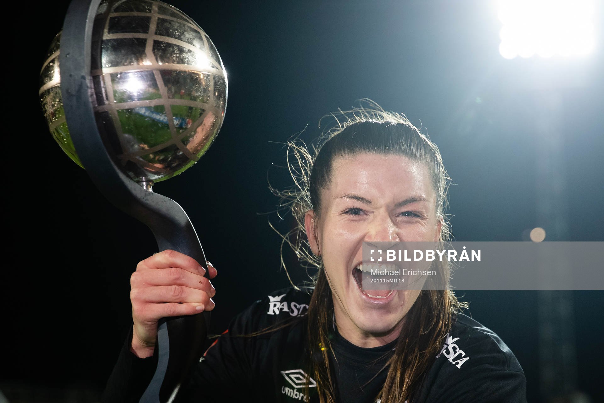 Göteborgs Pauline Hammarlund jublar med Kronprinsessan