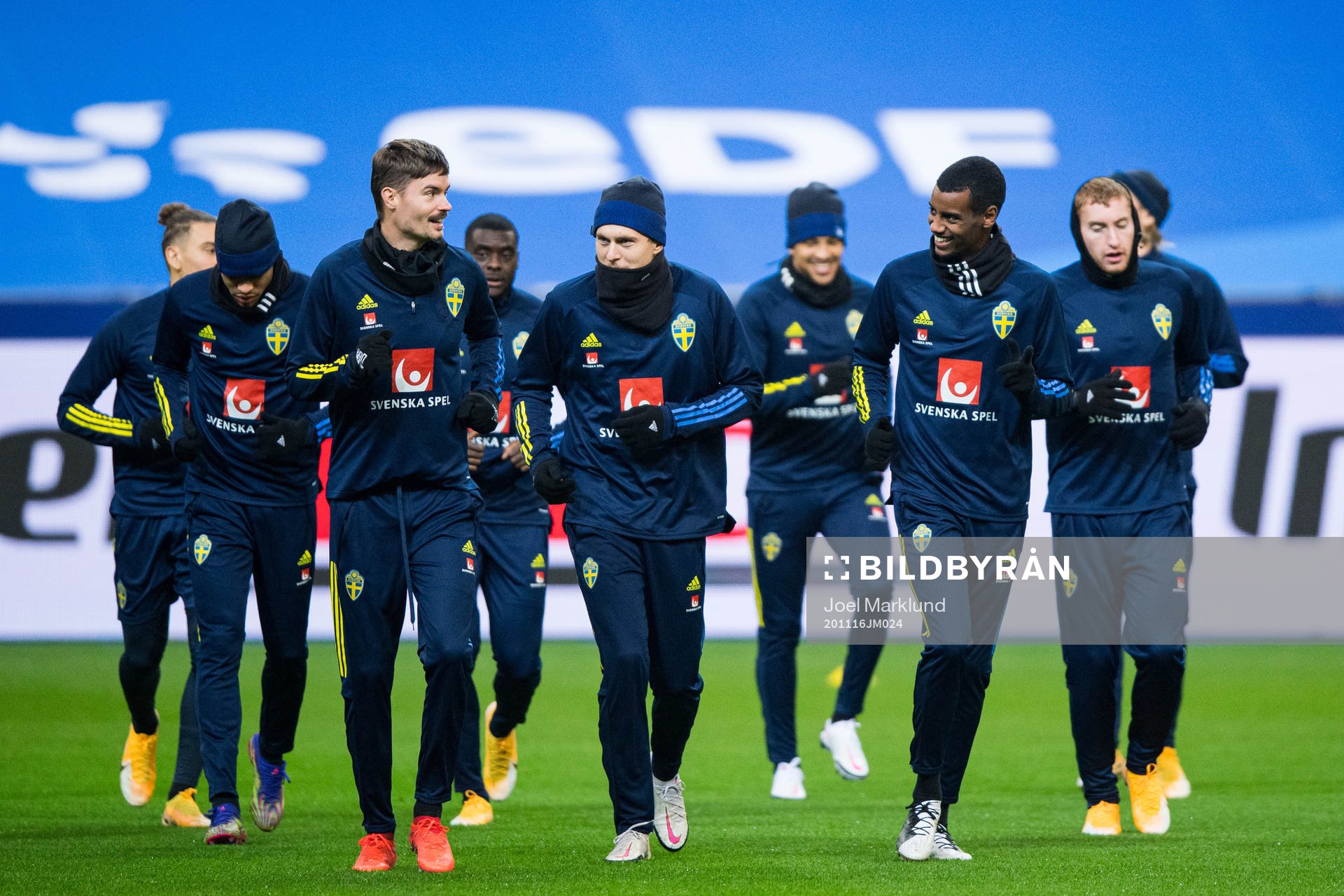 Mikael Lustig, Victor Nilsson Lindelöf, Alexander Isak and