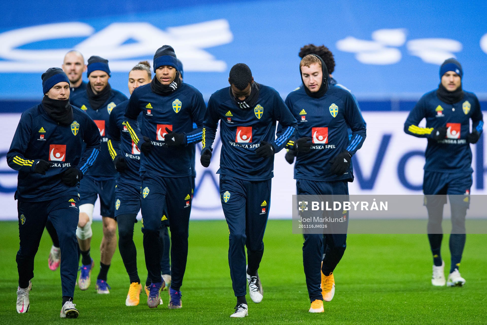 Victor Nilsson Lindelöf, Robin Quaison, Alexander Isak and