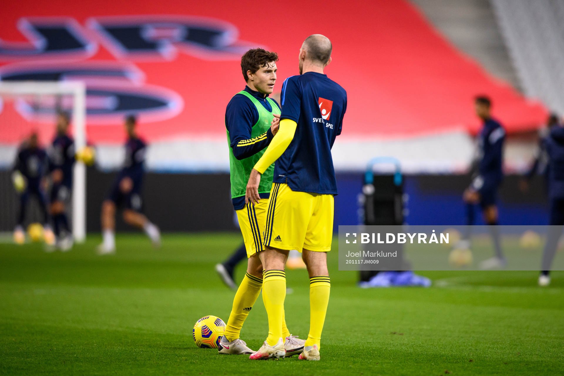 Victor Nilsson Lindelöf and Marcus Danielson of Sweden