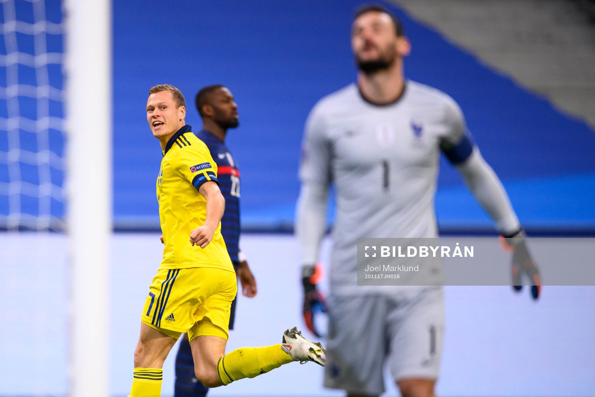 Viktor Claesson of Sweden celebrates the 0-1 goal