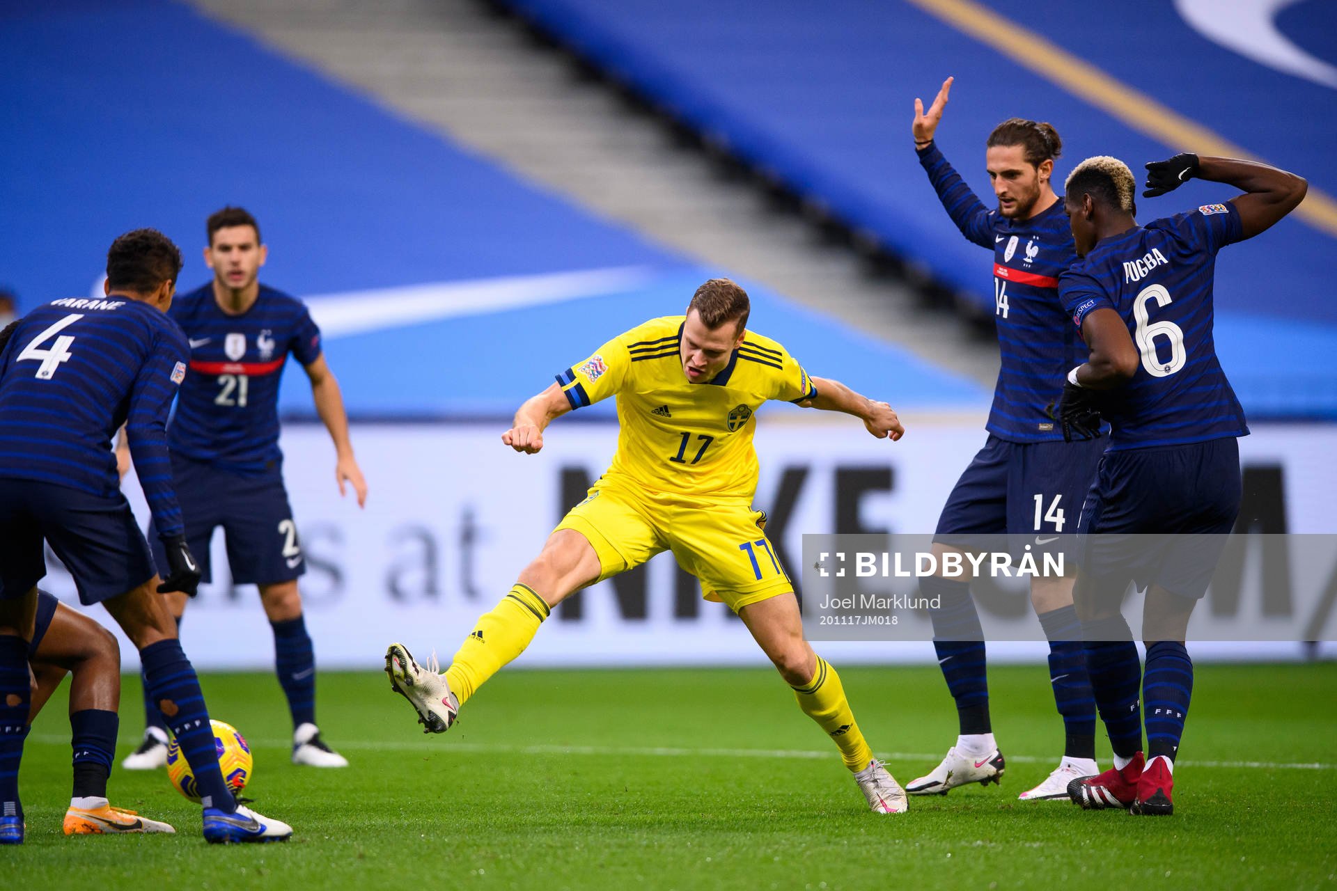 Viktor Claesson of Sweden scores the 0-1 goal