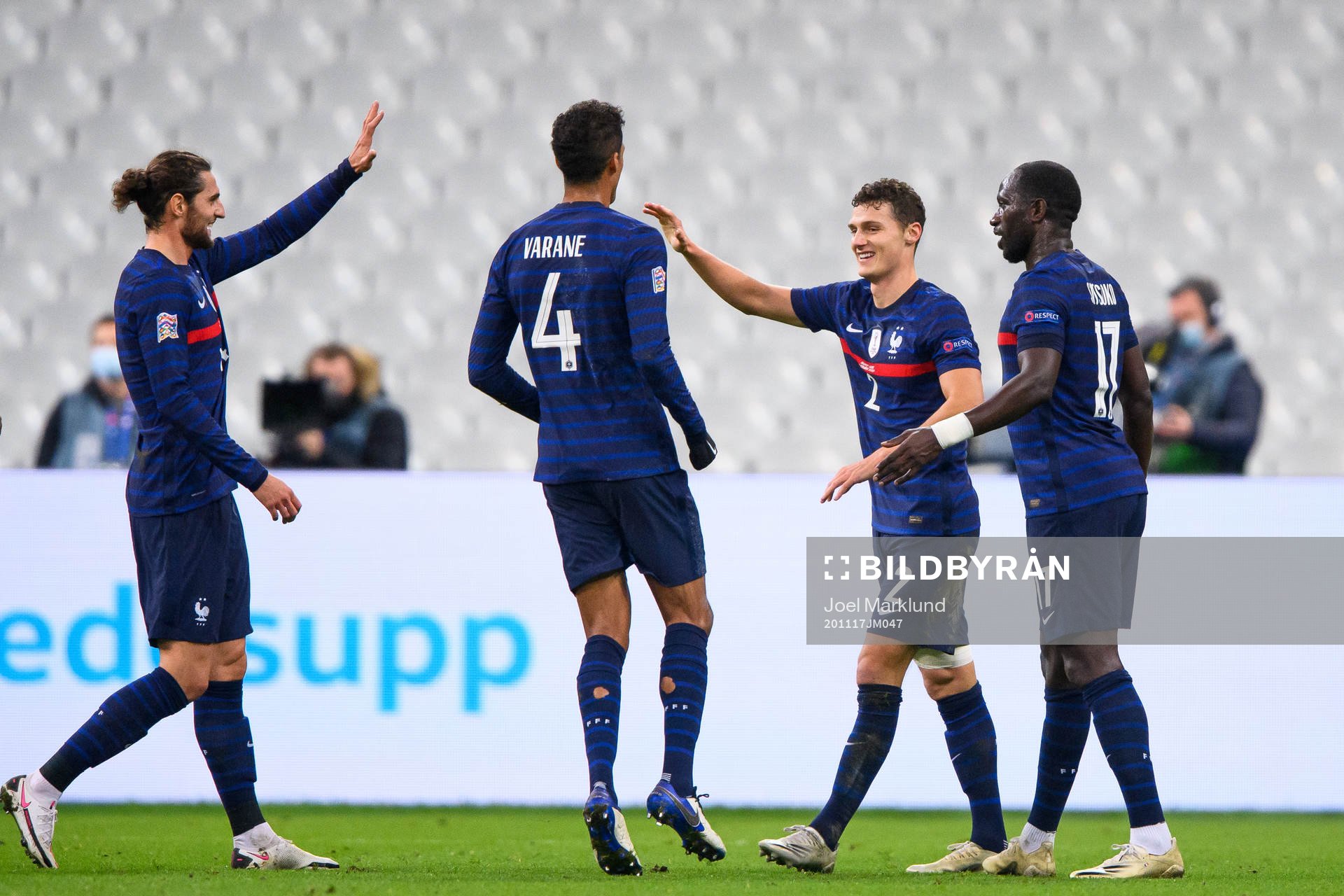 Benjamin Pavard of France celebrates the 2-1 goal