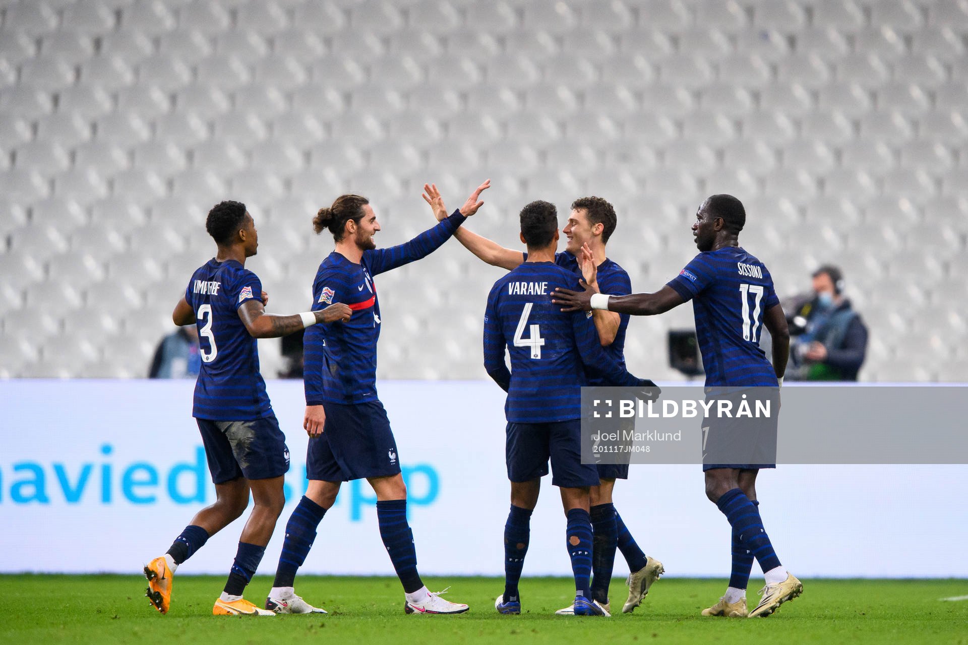 Benjamin Pavard of France celebrates the 2-1 goal