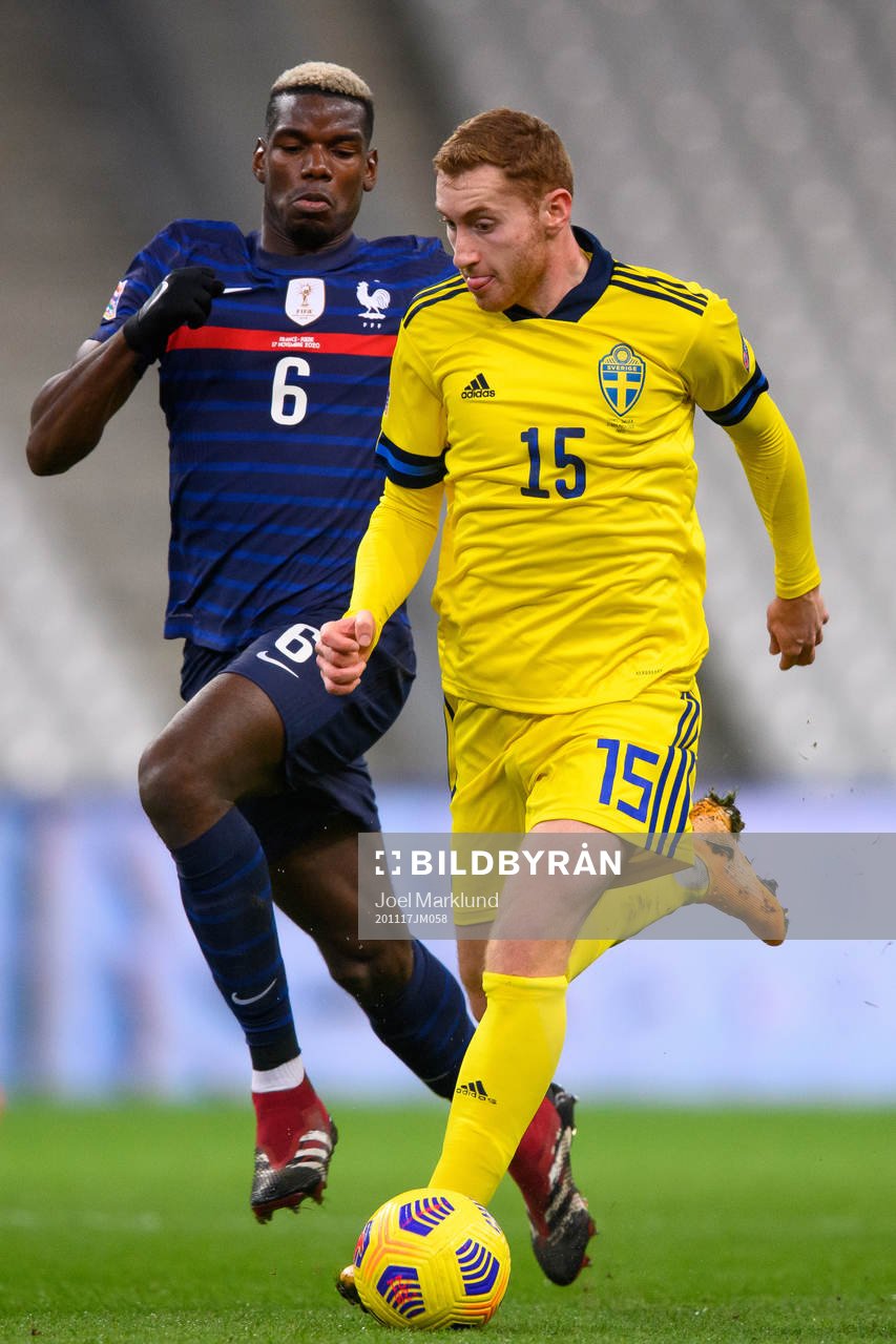 Paul Pogba of France and Dejan Kulusevski of Sweden