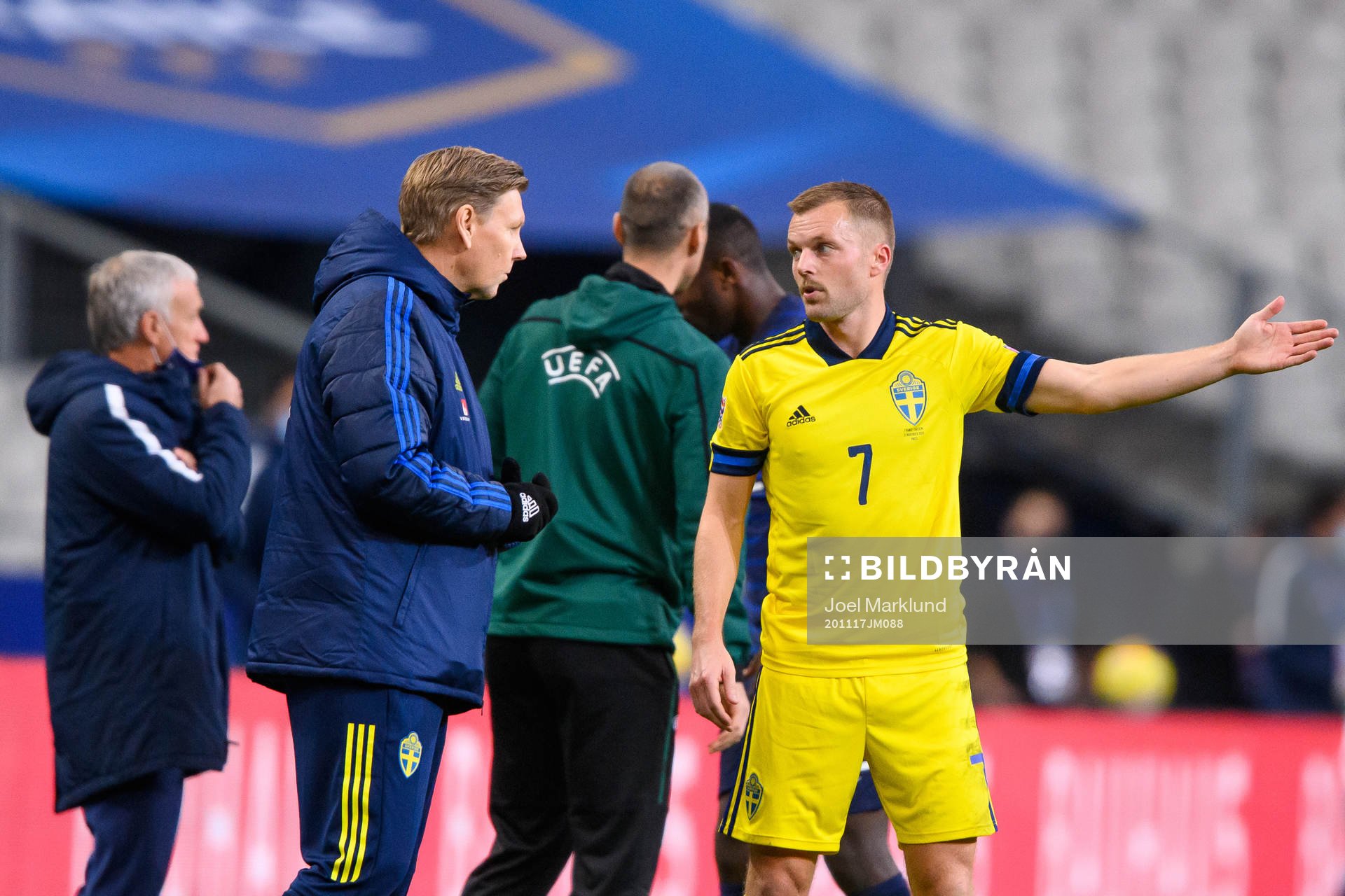Peter Wettergren, head coach and Sebastian Larsson of Sweden