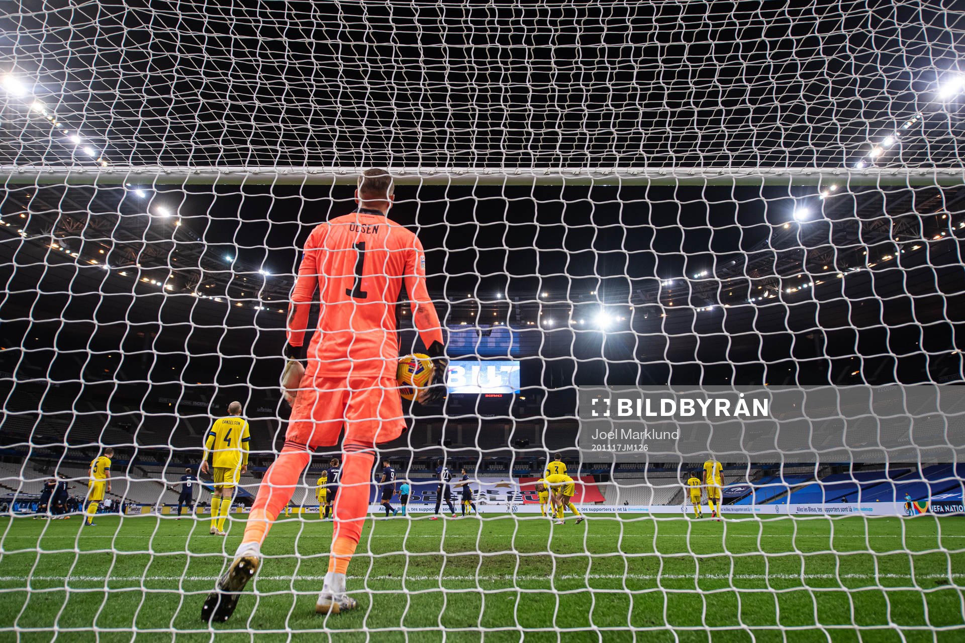 Goalkeeper Robin Olsen of Sweden looks dejected