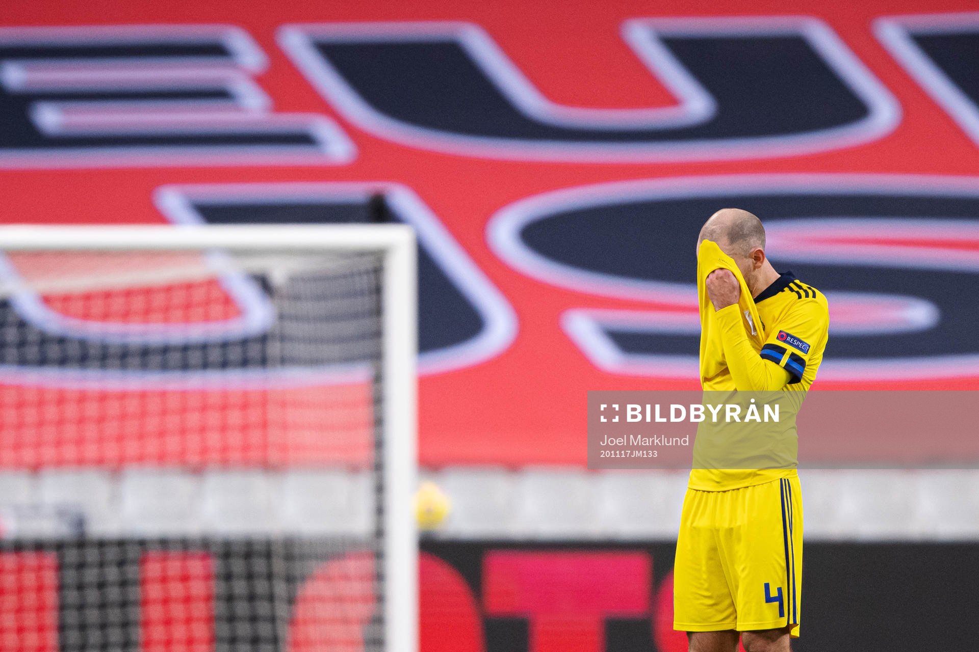 Marcus Danielson of Sweden looks dejected