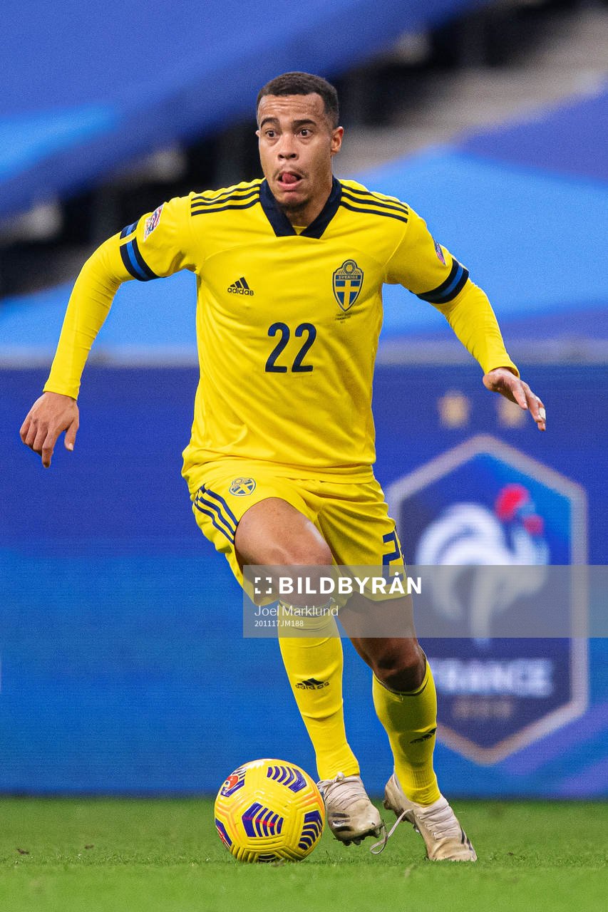Robin Quaison of Sweden