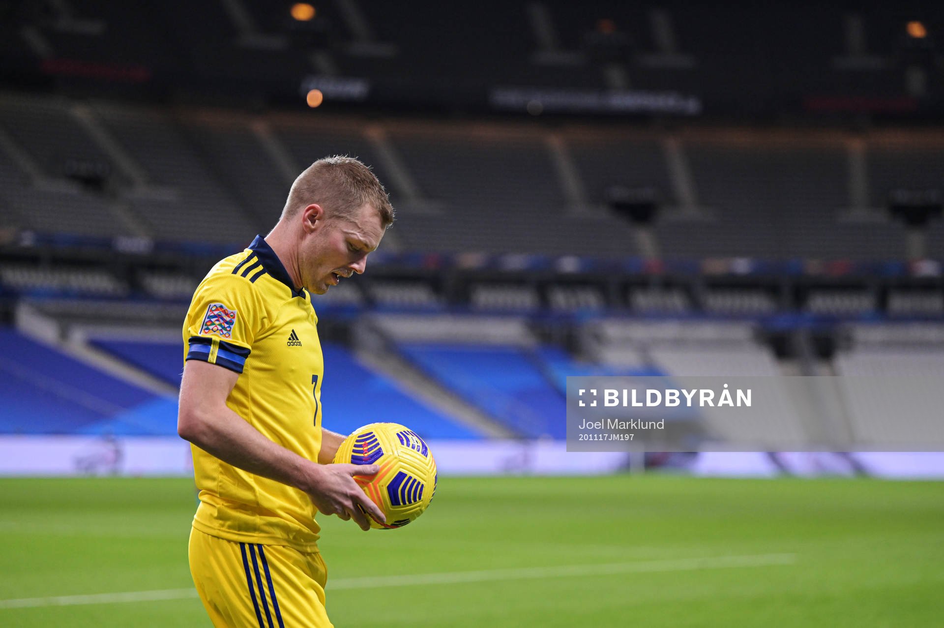 Sebastian Larsson of Sweden