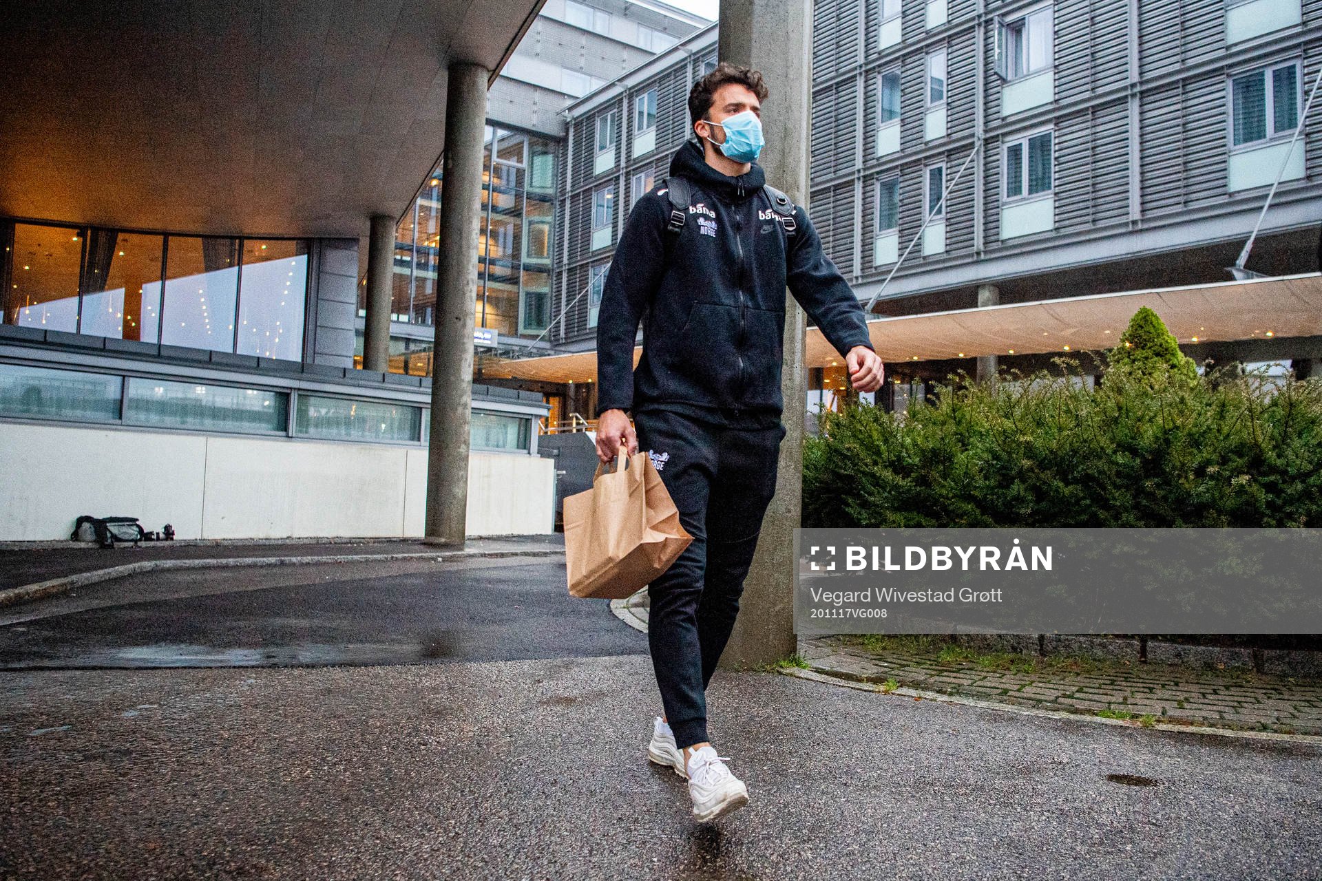 Daniel Granli of the Norwegian national football team travels from Oslo Airport on November 17, 2020 in Gardermoen.