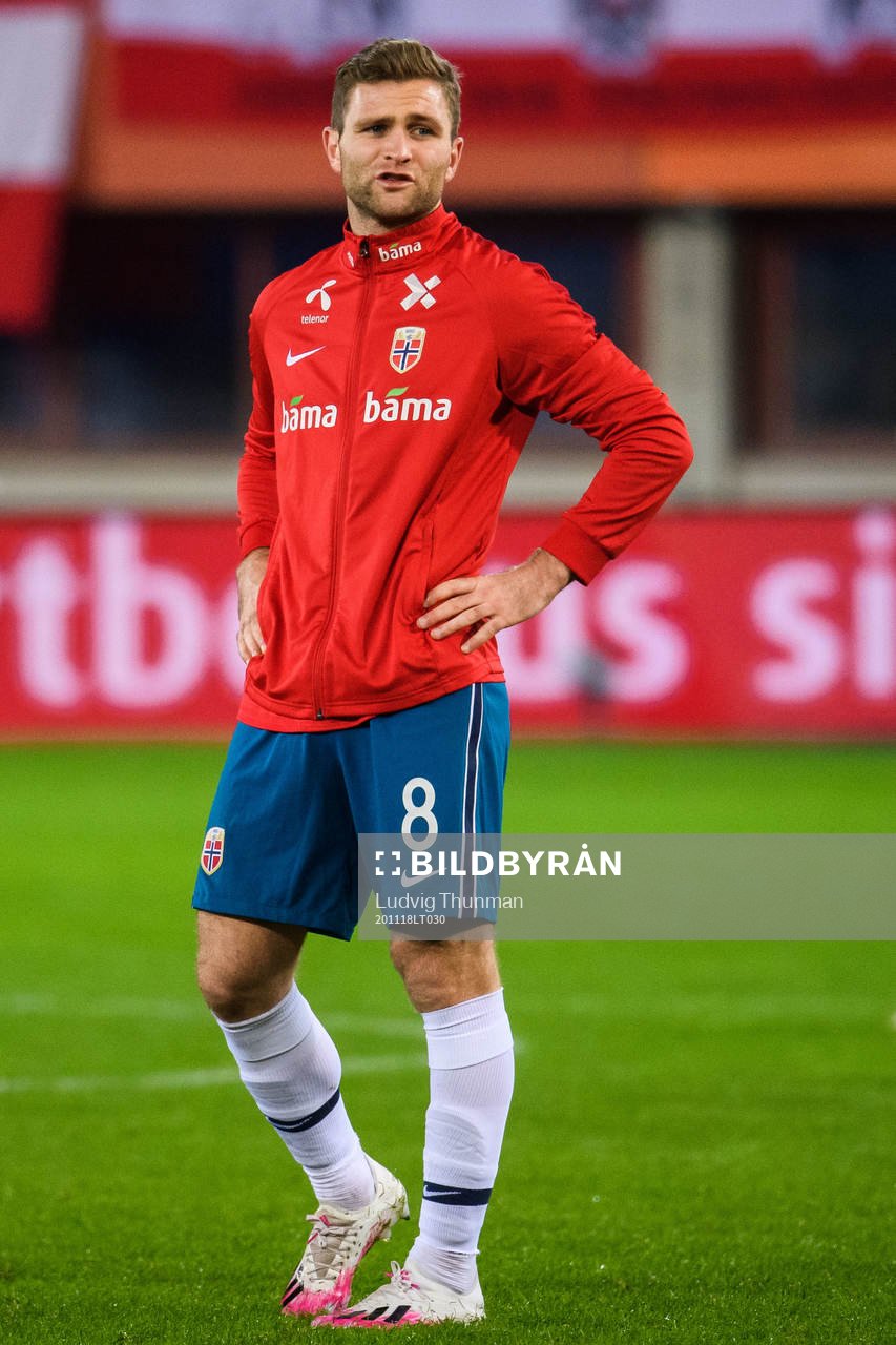 Sondre Tronstad of Norway during warm up ahead of the Nations League football match between Austria and Norway on November 18, 2020 in Vienna.