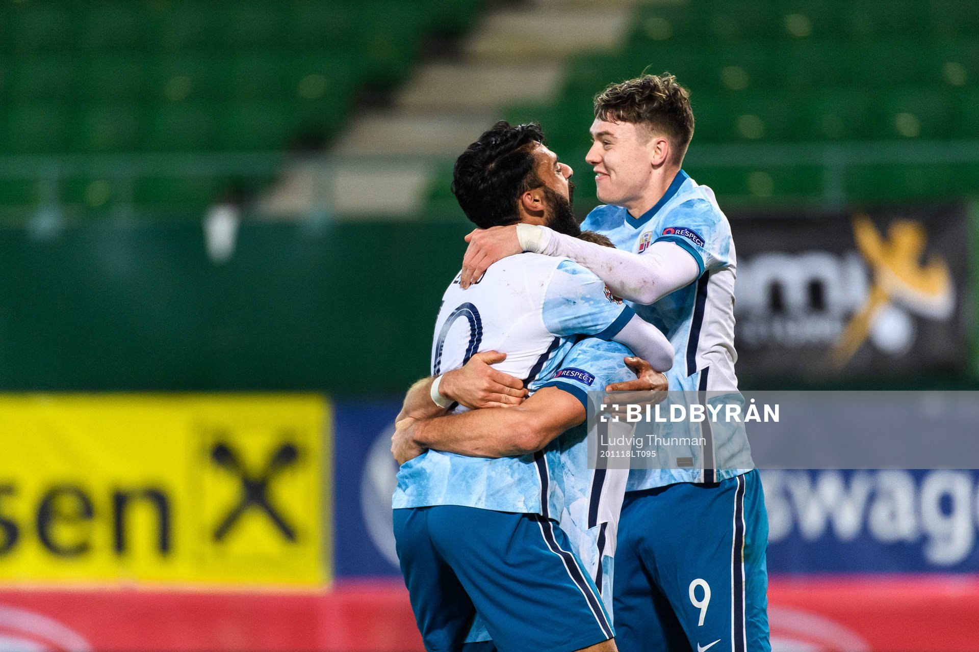 Ghayas Zahid of Norway celebrate Jørgen Strand Larsen