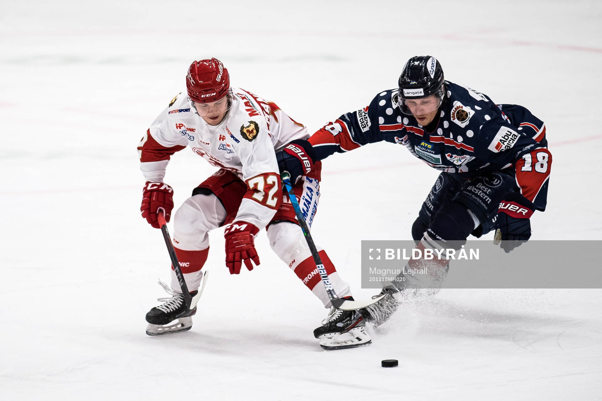 Trojas Jesper Emanuelsson och Mörrums Oscar Holst