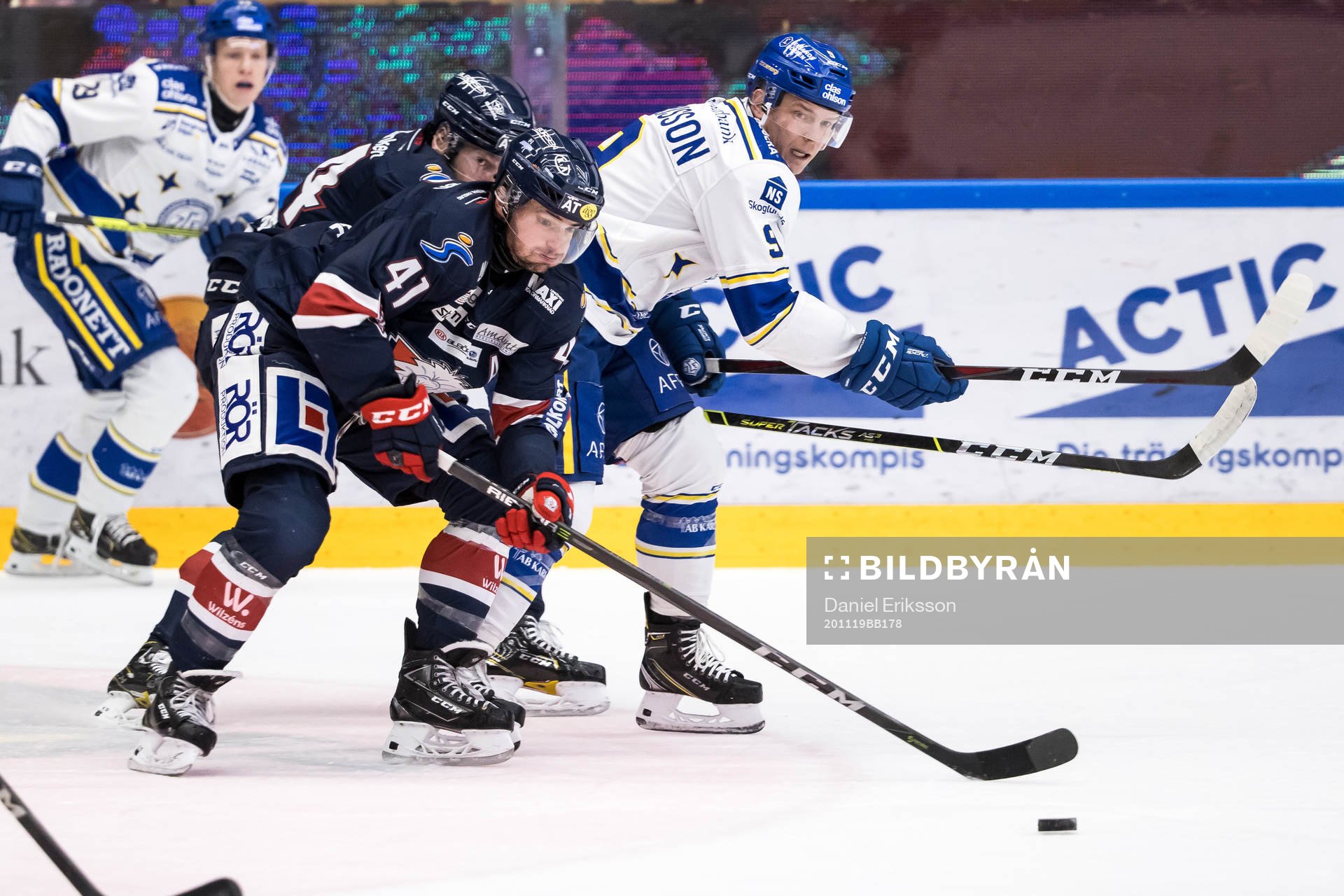 Linköpings Broc Little och Leksands Patrik Zackrisson i