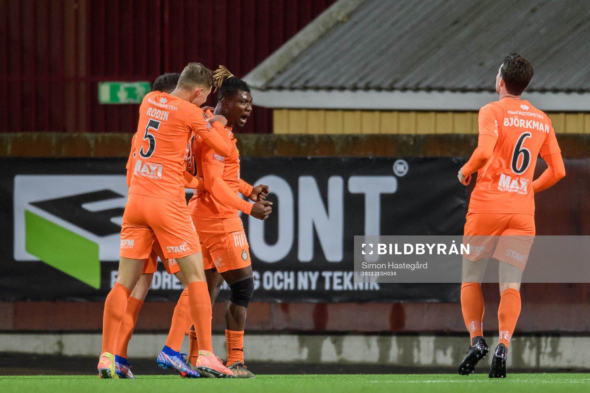 AFC Eskilstunas Onyedikachukwu Samuel Nnamani jublar efter 2-0 under fotbollsmatchen i Superettan  mellan AFC Eskilstuna och Degerfors den 21 november 2020 i Eskilstuna.