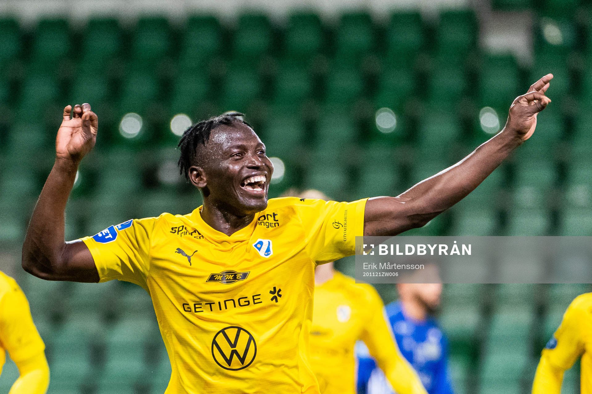 Halmstads Alhassan A Haestad Kamara jublar