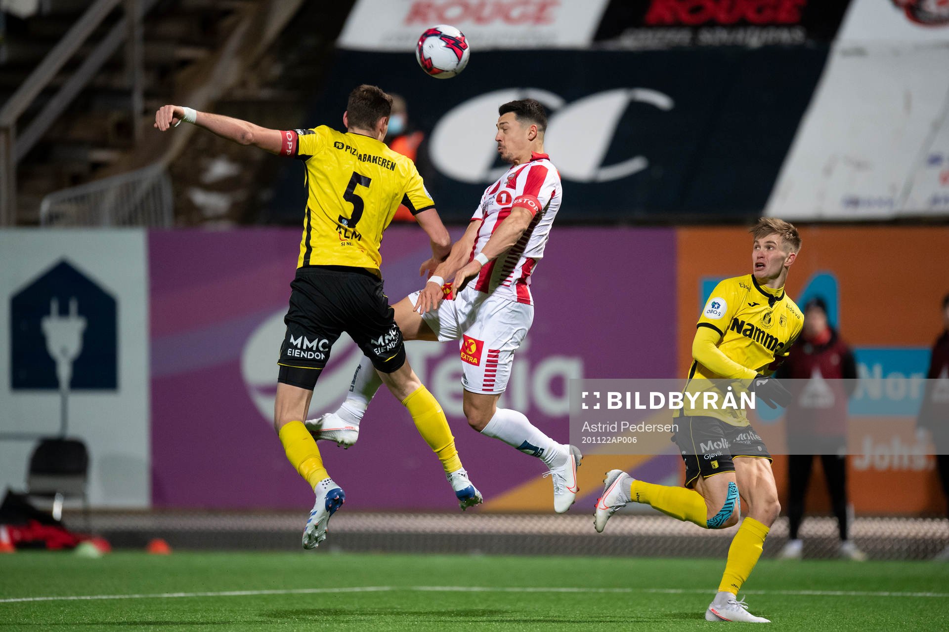 Marius Svanberg Alm of Raufoss and Fitim Azemi of Tromsø during the OBOS-ligaen football match between Raufoss and Tromsø on November 22, 2020 in Raufoss.